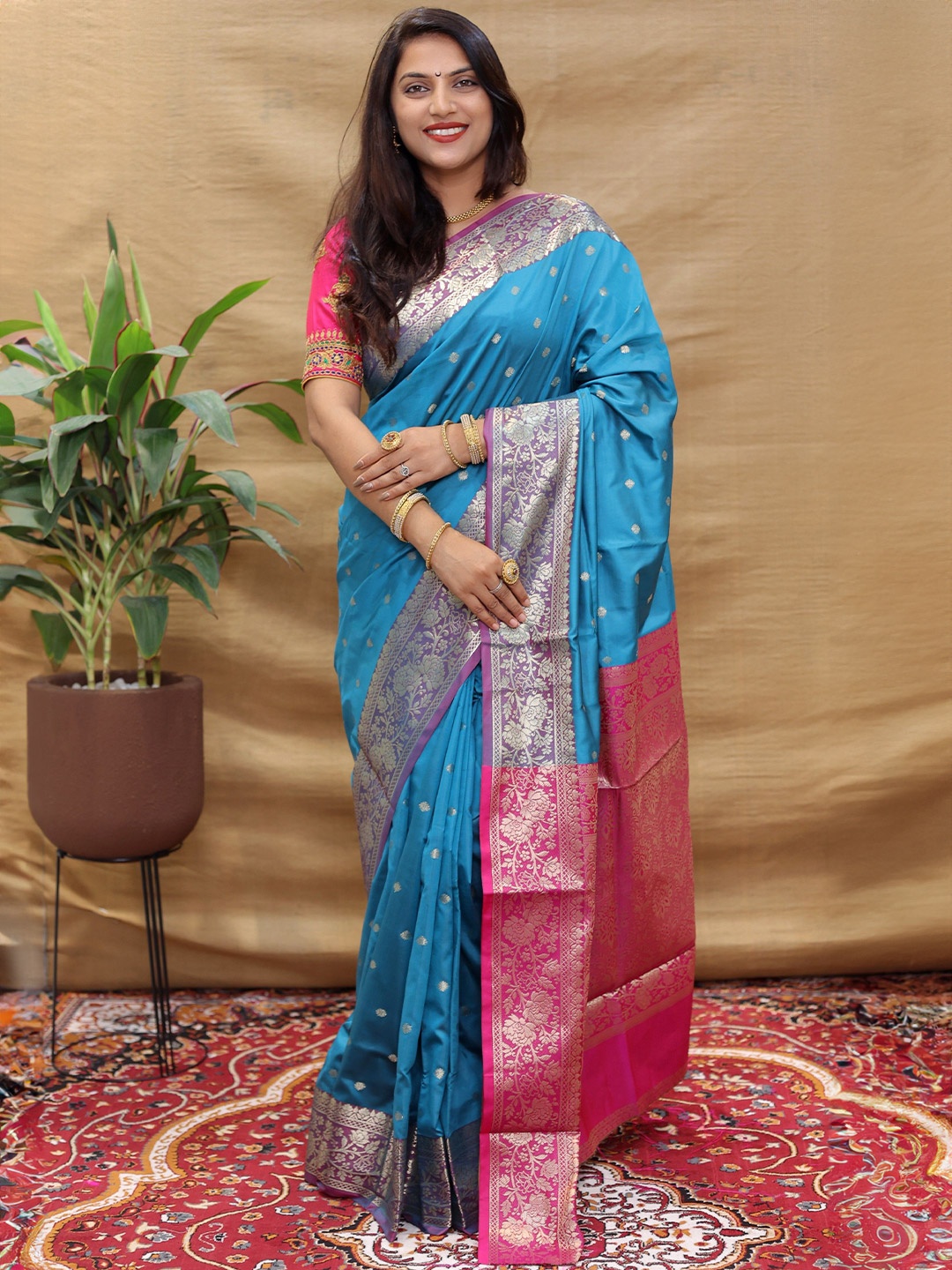 

Kandora Woven Design Zari Pure Silk Banarasi Saree, Blue