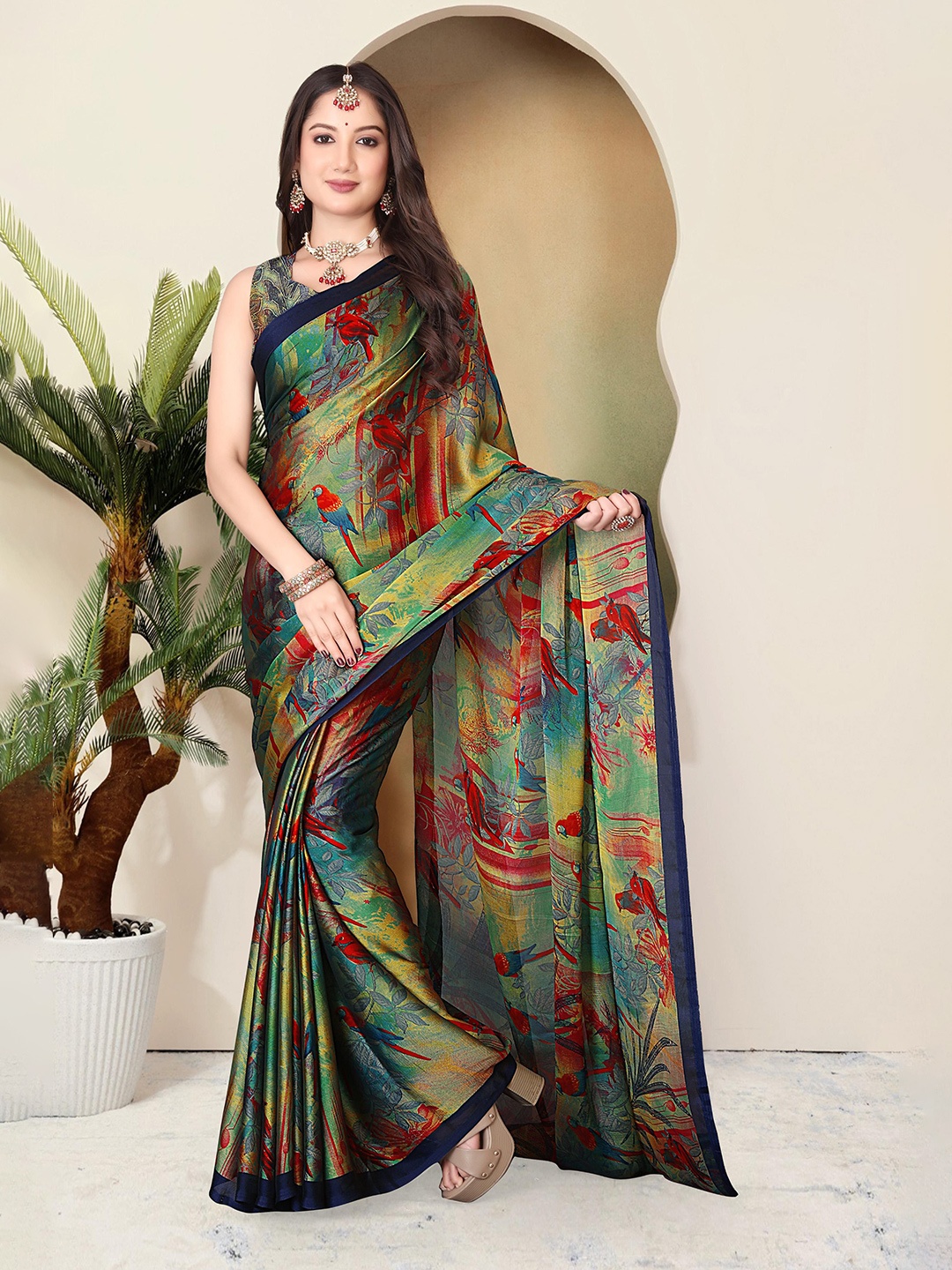 

MAGNEITTA Floral Pure Chiffon Saree, Green