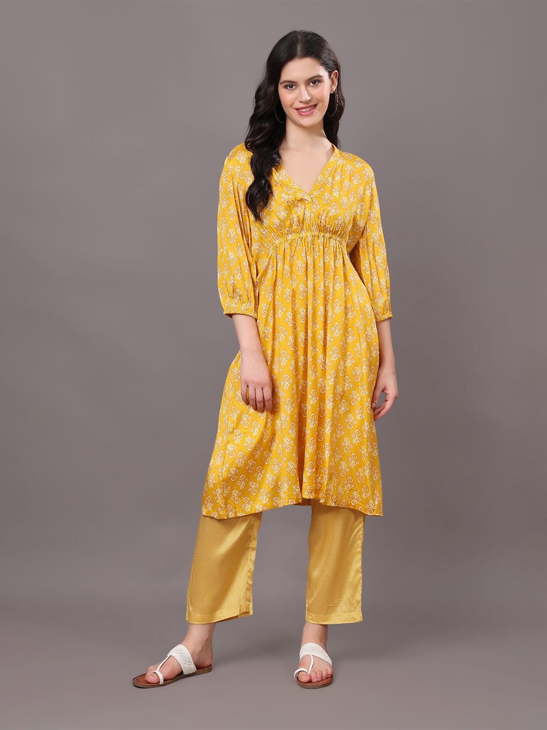 

Louis Bayrad Ethnic Motifs Printed Puff Sleeves Empire Dress, Yellow