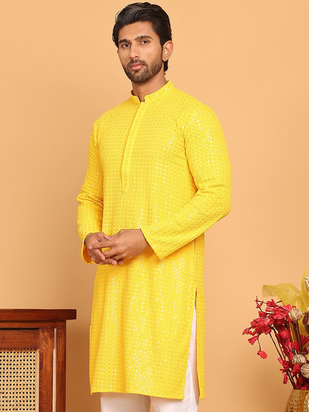 

Jompers Geometric Sequined Embellished Mandarin Straight Kurta, Yellow