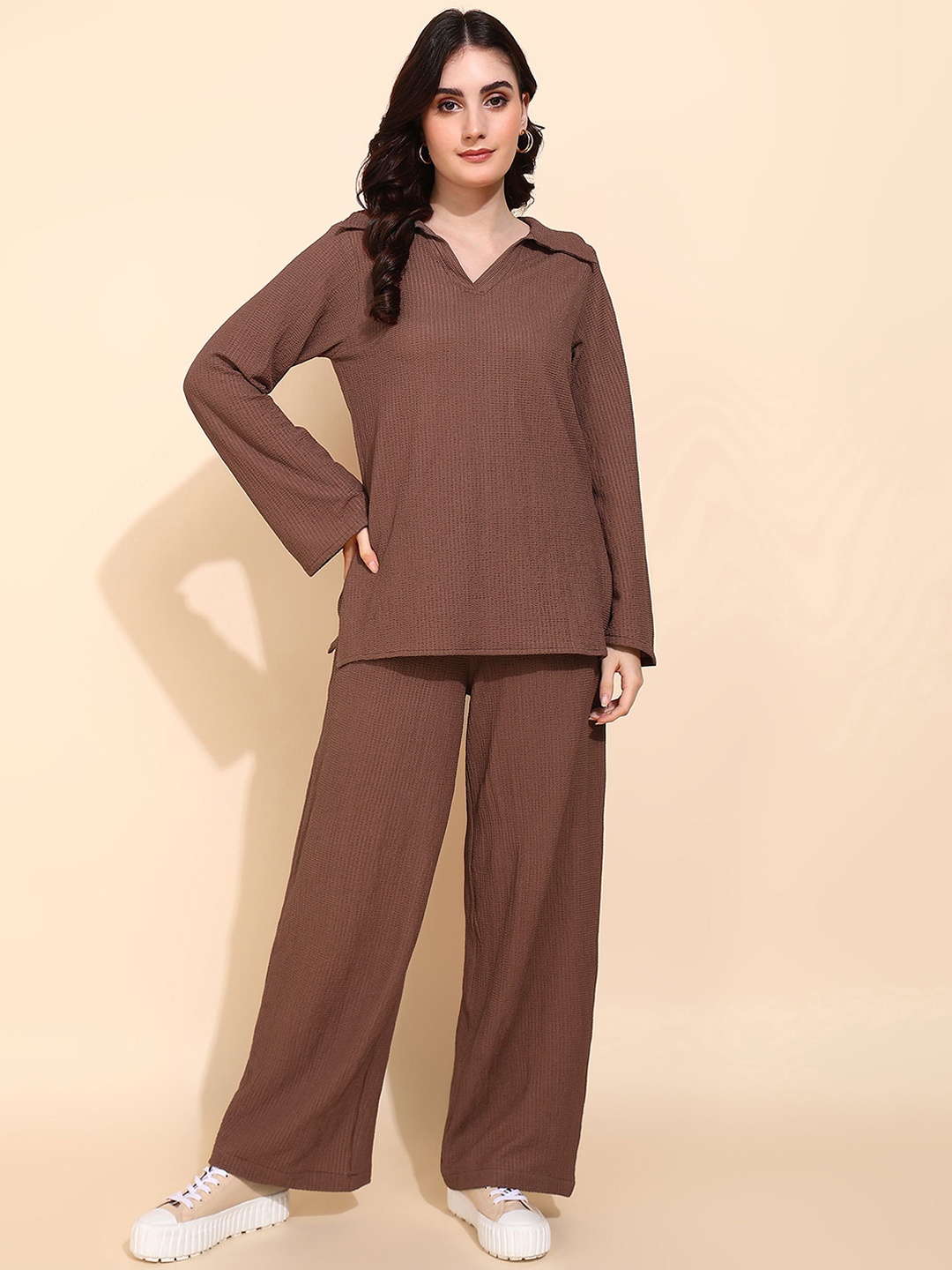 

Fashfun Shirt Collar Neck Texture Top With Trousers, Brown