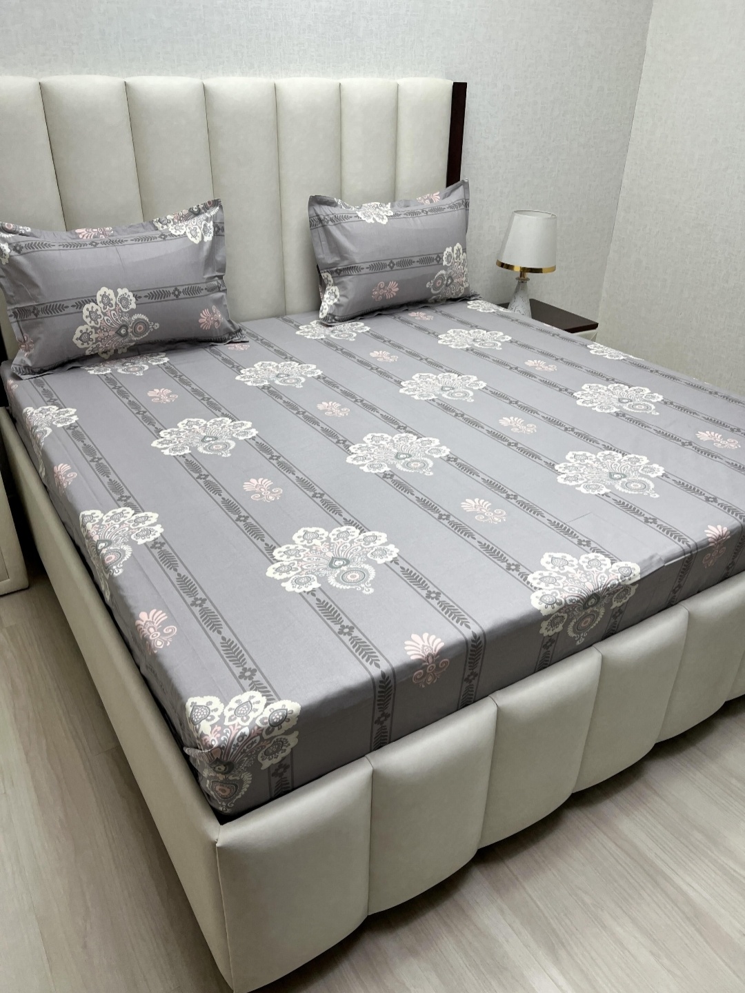 

Pure Decor Passion Grey Printed Pure Cotton 250 TC Queen Bedsheet Sets - 2.28 m x 2.54 m