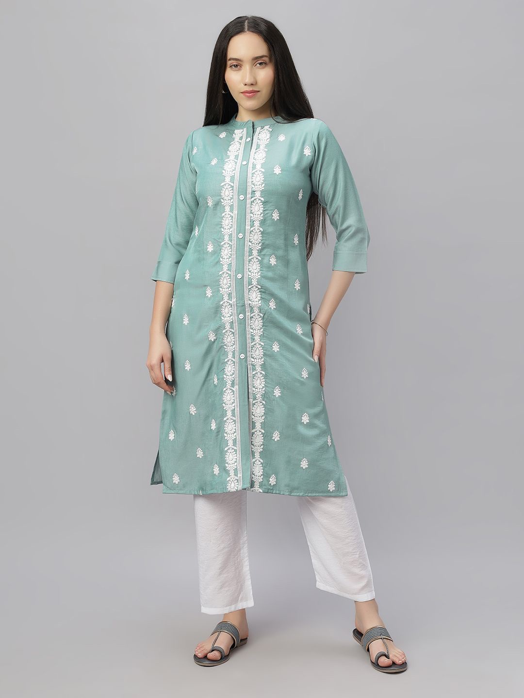 

SK Creation Ethnic Motifs Embroidered Mandarin Collar Thread Work Kurta, Sea green