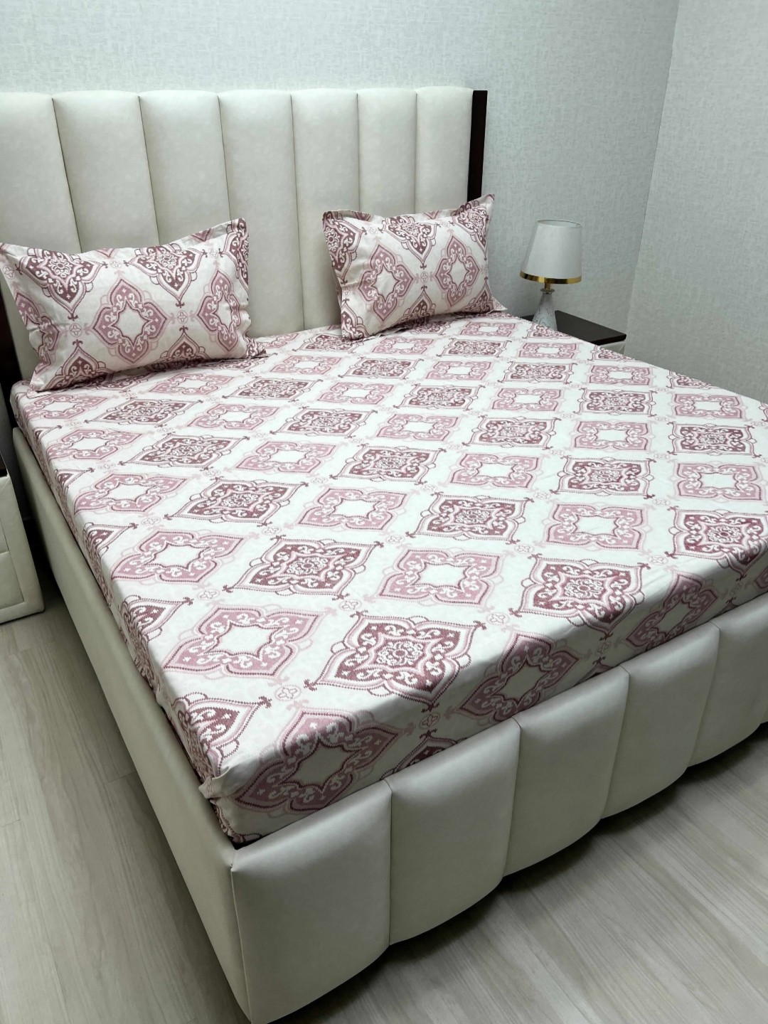 

Pure Decor Royal Passion Pink Printed Pure Cotton 350TC Queen Bedsheet Set 2.28m x 2.54m