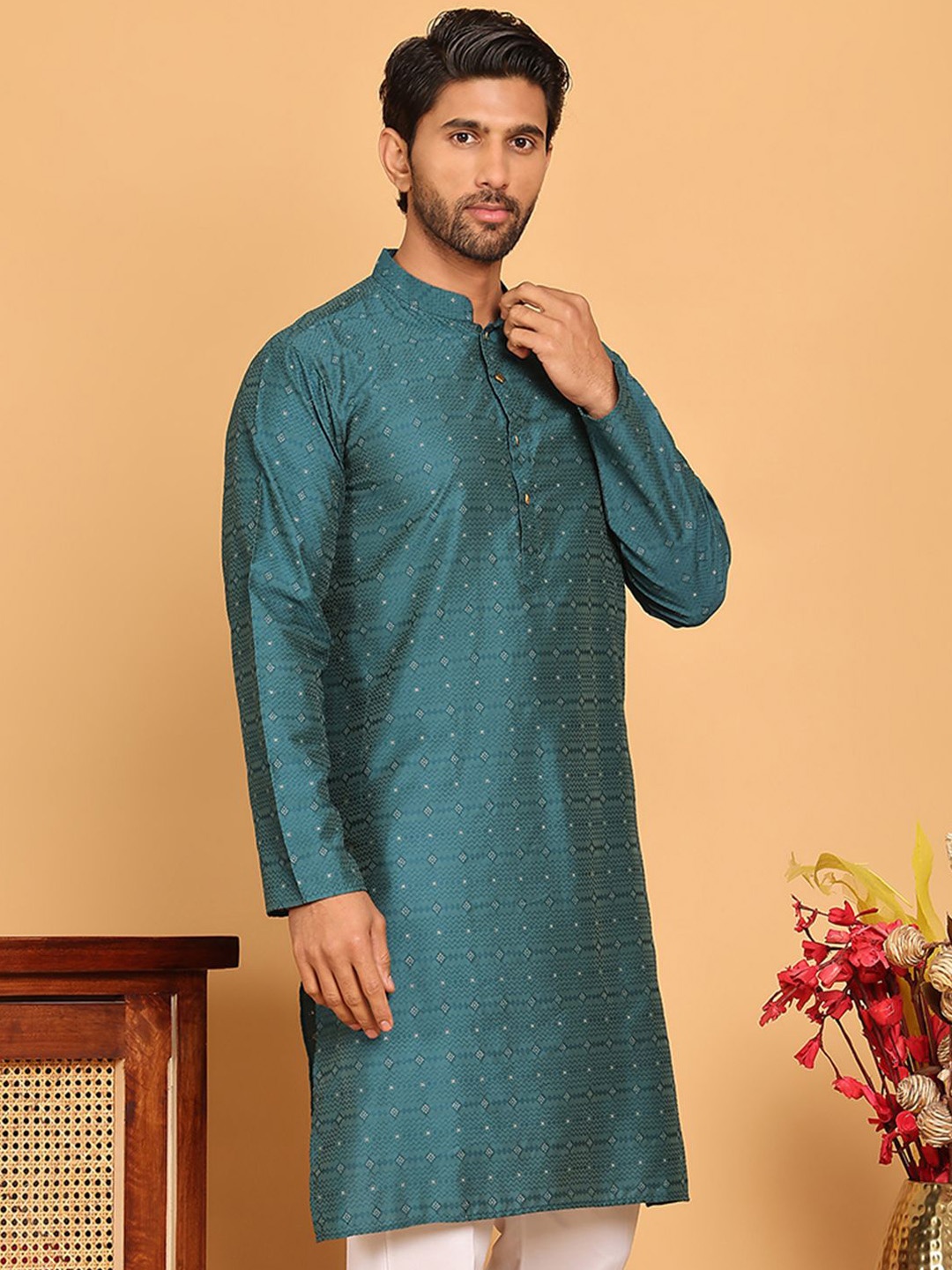 

Anouk Geometric Woven Design Jacquard Mandarin Collar Straight Kurta, Blue
