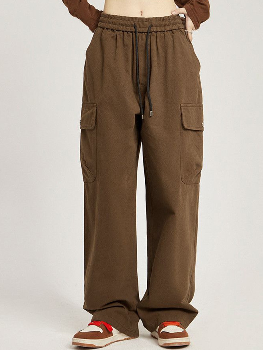 

DressBerry Women Regular Fit Mid-Rise Cargos, Brown