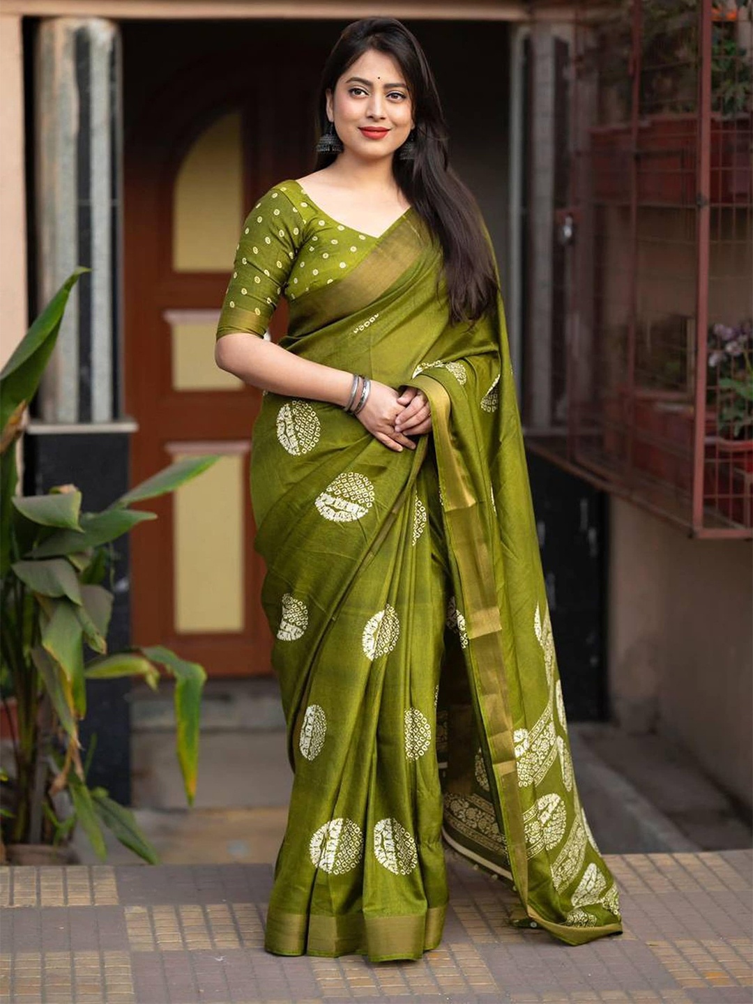 

KALINI Ethnic Motifs Printed Zari Banarasi Saree, Green