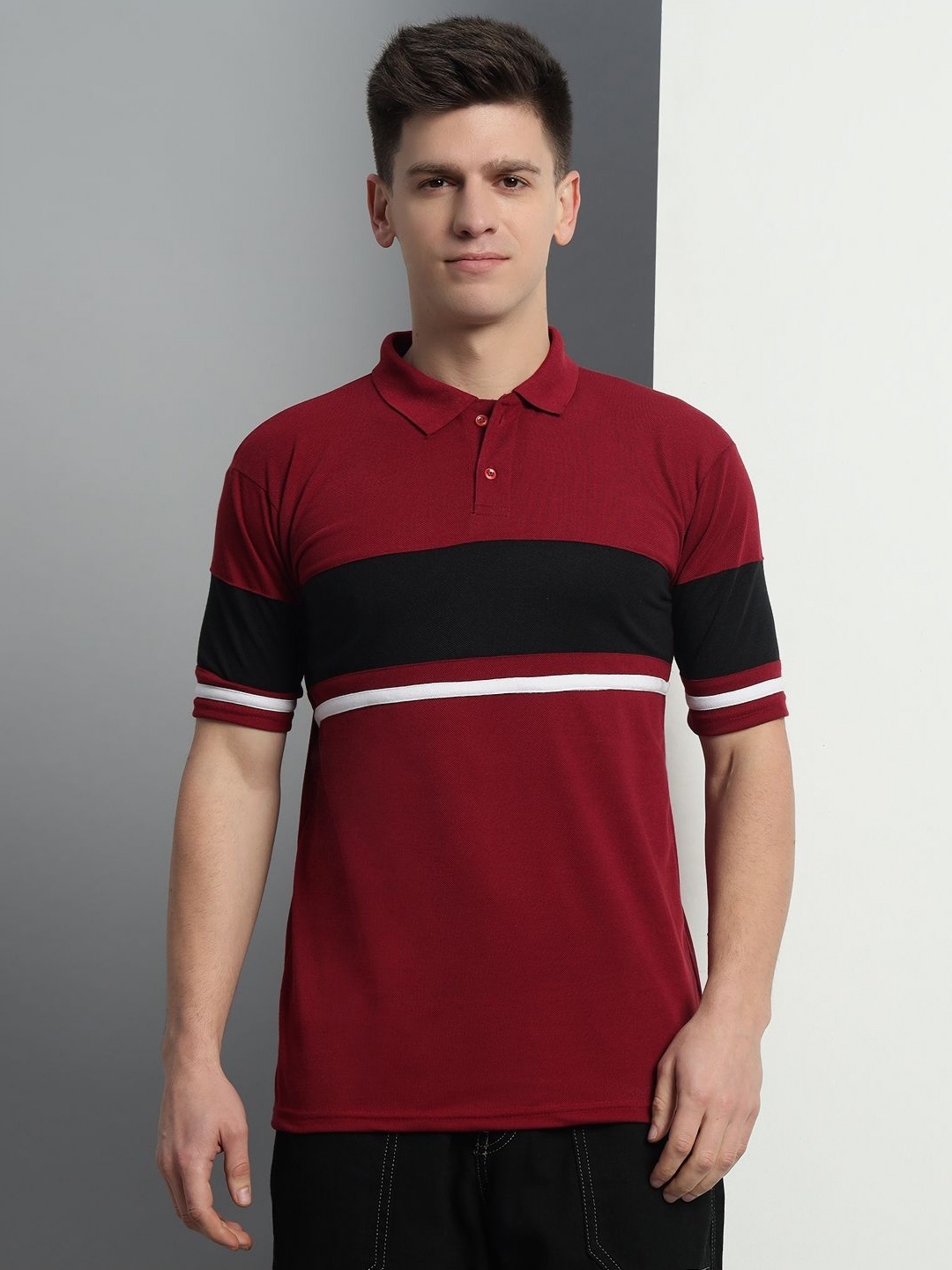 

Metronaut Men Colourblocked Polo Collar T-shirt, Maroon