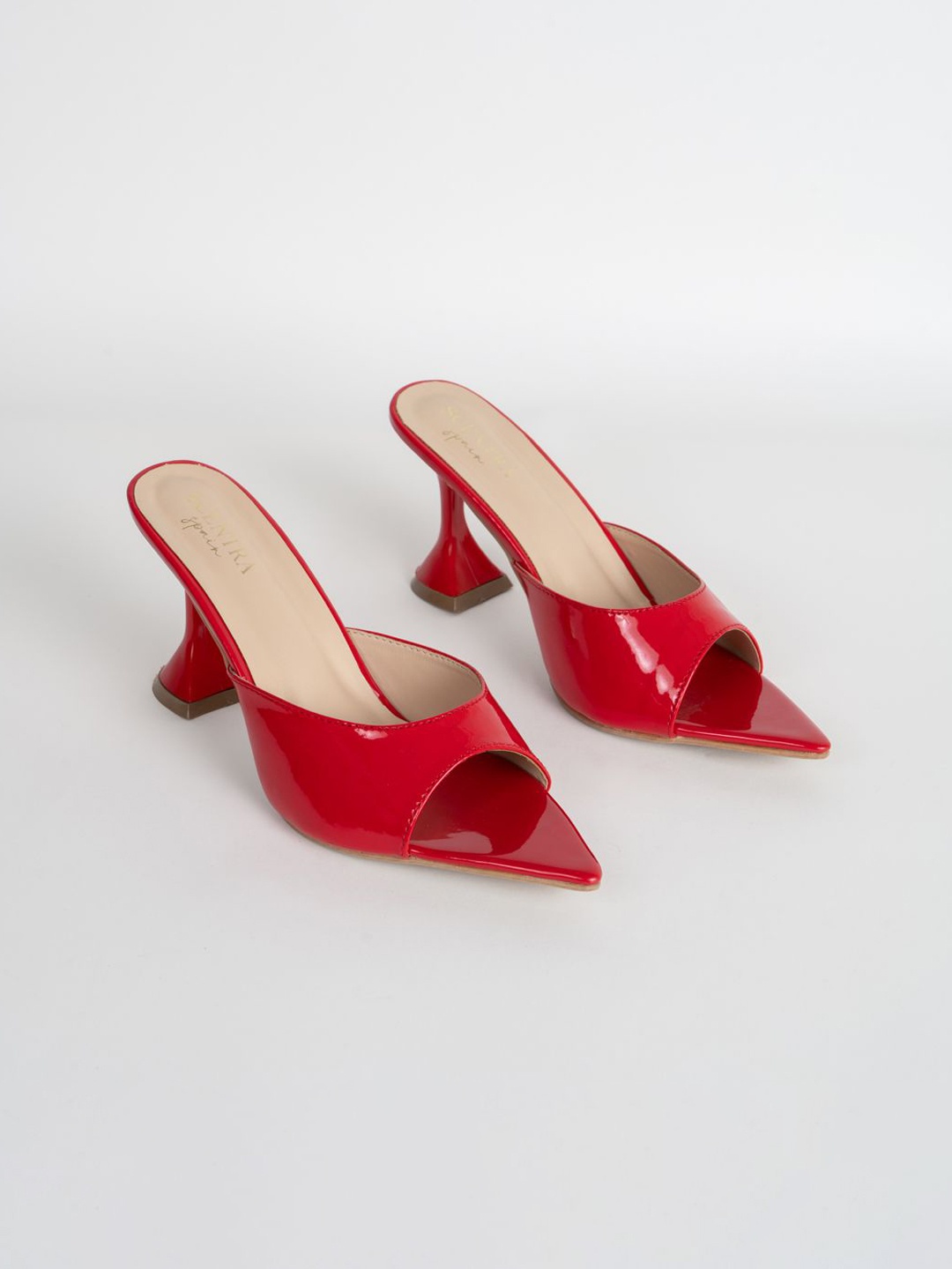 

SCENTRA Party Block Sandals, Red