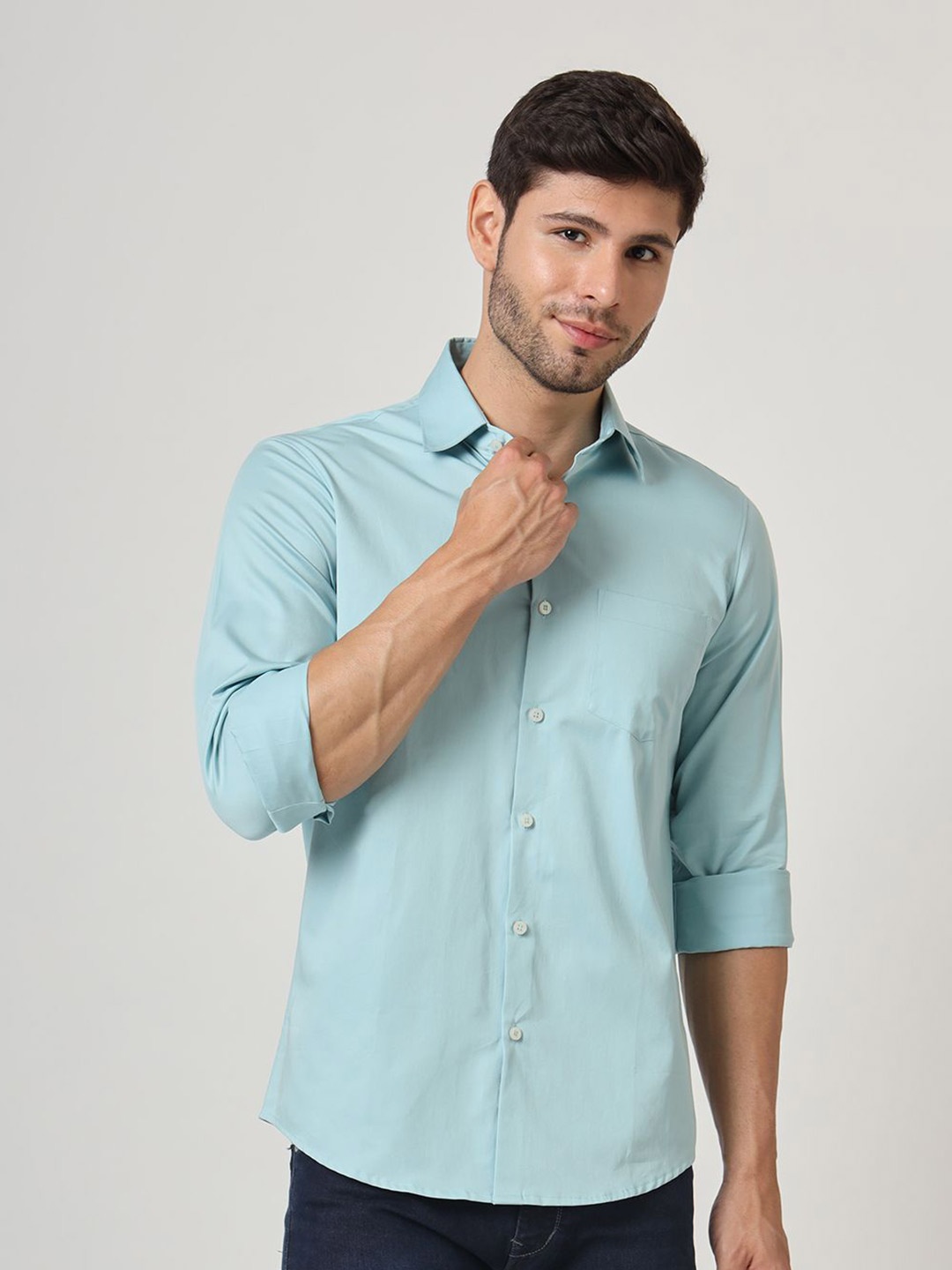 

AMSWAN Men Spread Collar Solid Satin Casual Shirt, Turquoise blue