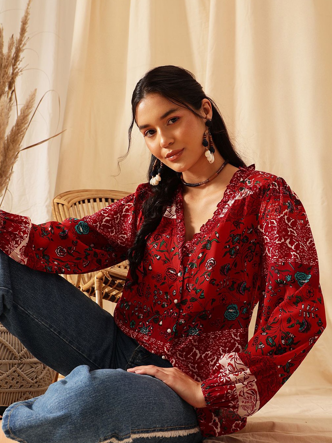 

QUIERO Women Floral Printed V-Neck Shirt Style Top, Red