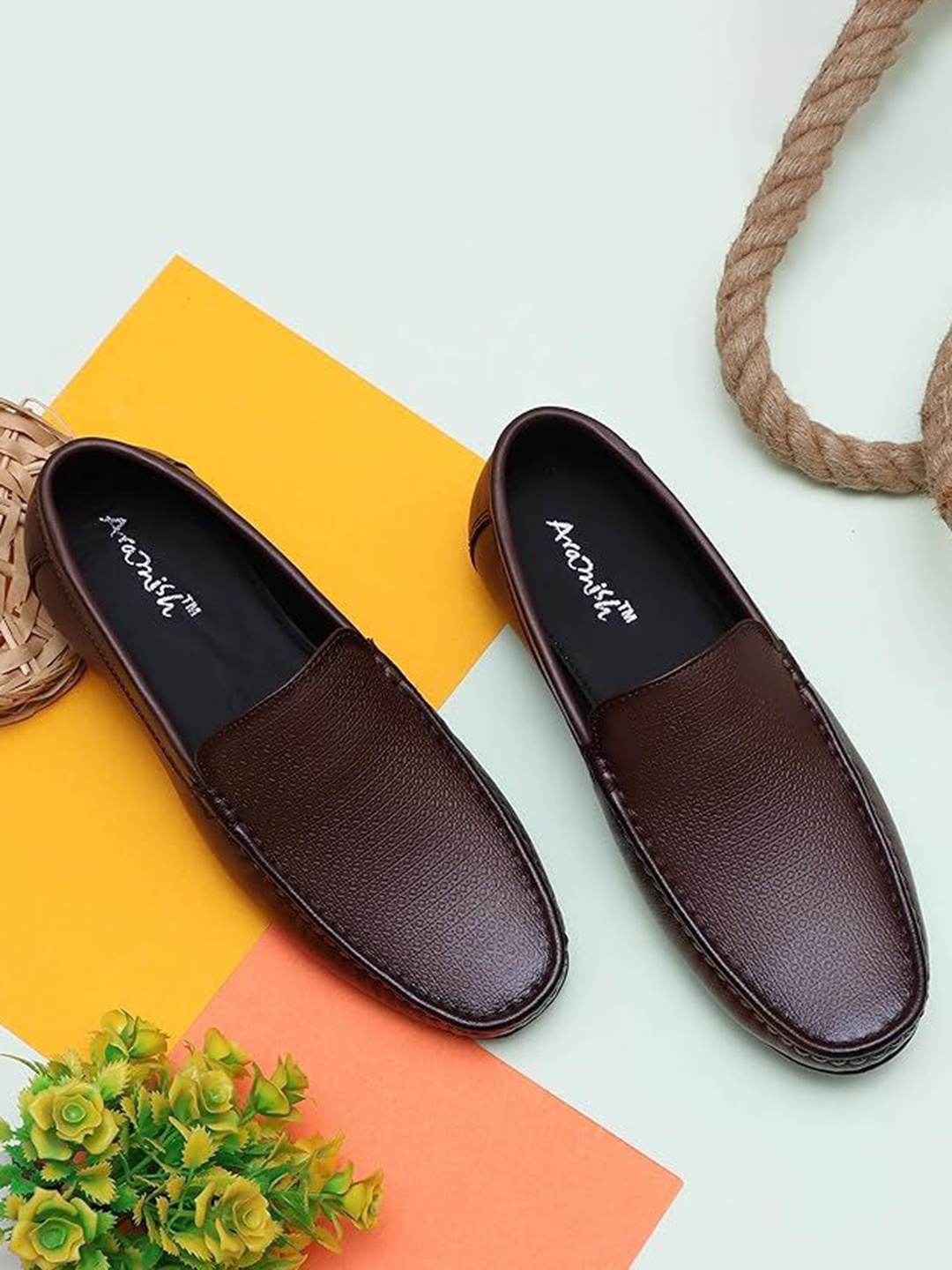 

ARAMISH Men Perforations Leather Loafers, Brown
