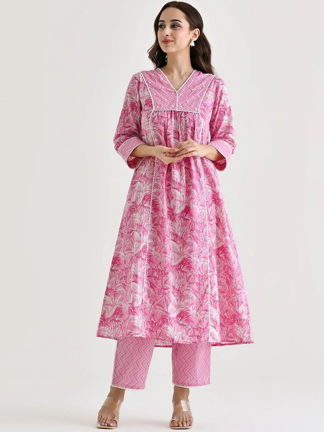 

SANJANA SILK Floral Printed V-Neck Beads and Stones Pleated A-Line Kurta With Trousers, Pink