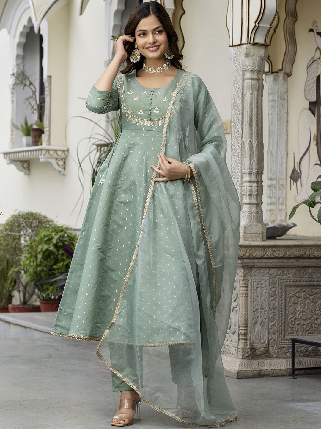 

Anouk Polka Dots Woven Design Gotta Patti Chanderi Silk Kurta With Trousers And Dupatta, Green