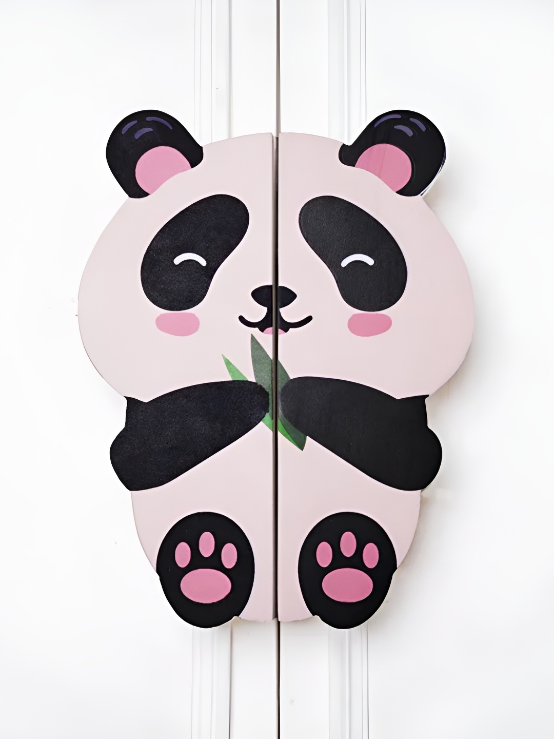 

Pinch of Pretty Pink & White 2 Pieces Printed Wooden Cupboard Door Handles, Black