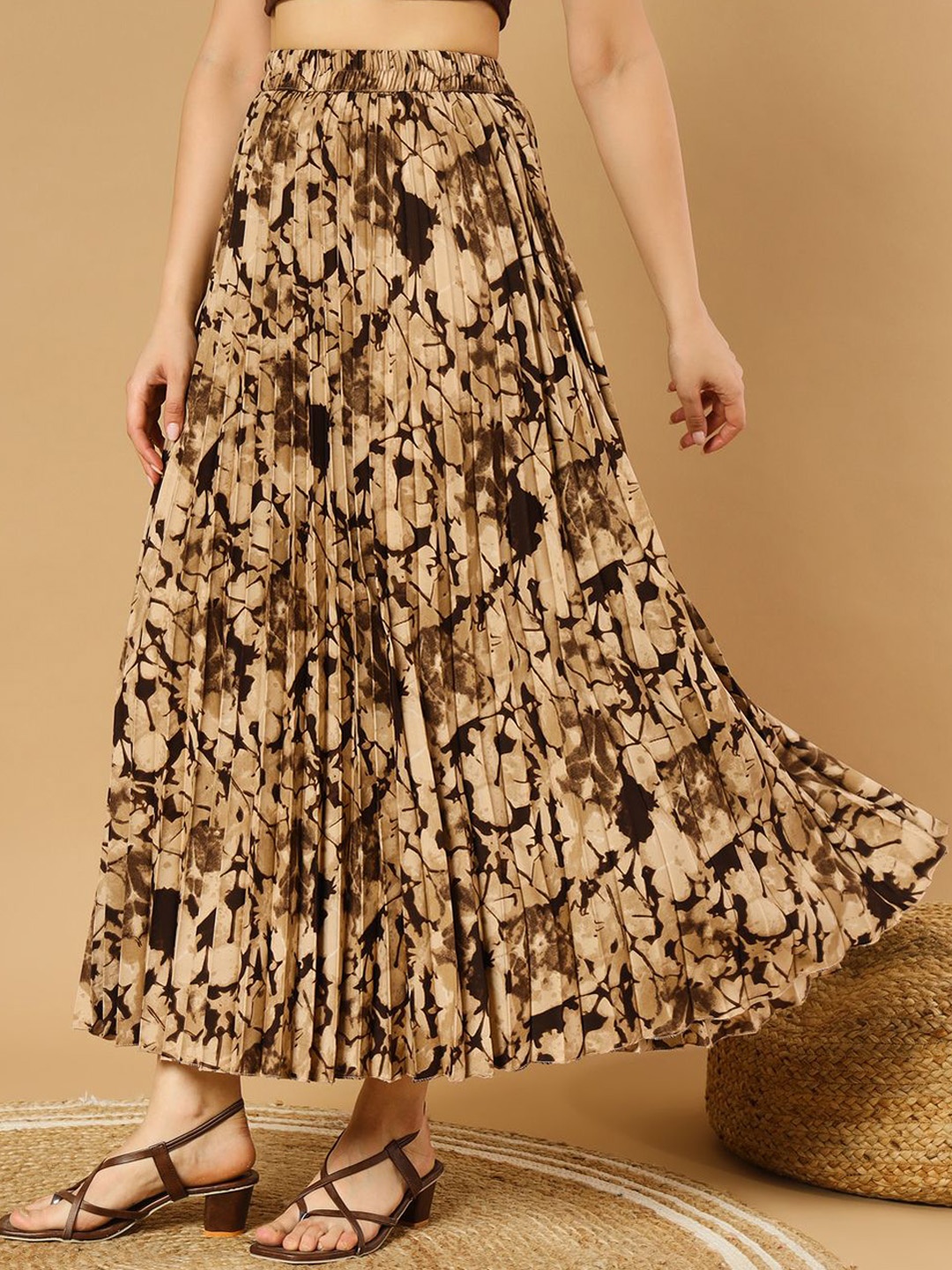 

ZWERLON Women Printed & Pleated Flared Maxi Skirt, Brown