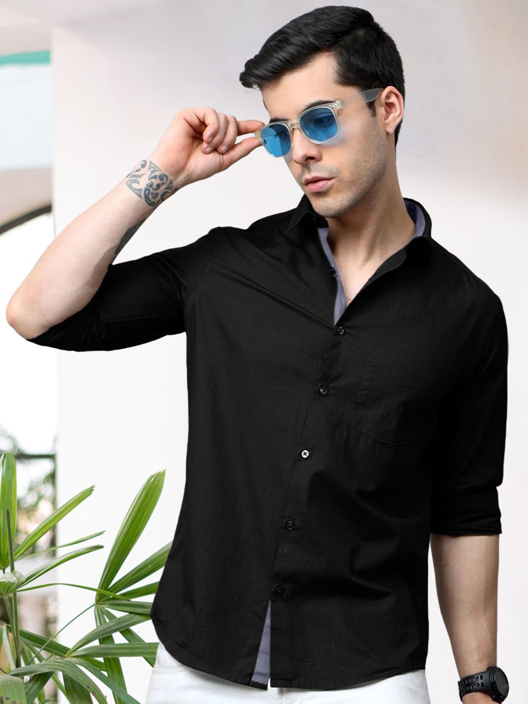 

Moda Rapido Men Standard Fit Spread Collar Solid Cotton Casual Shirt, Black