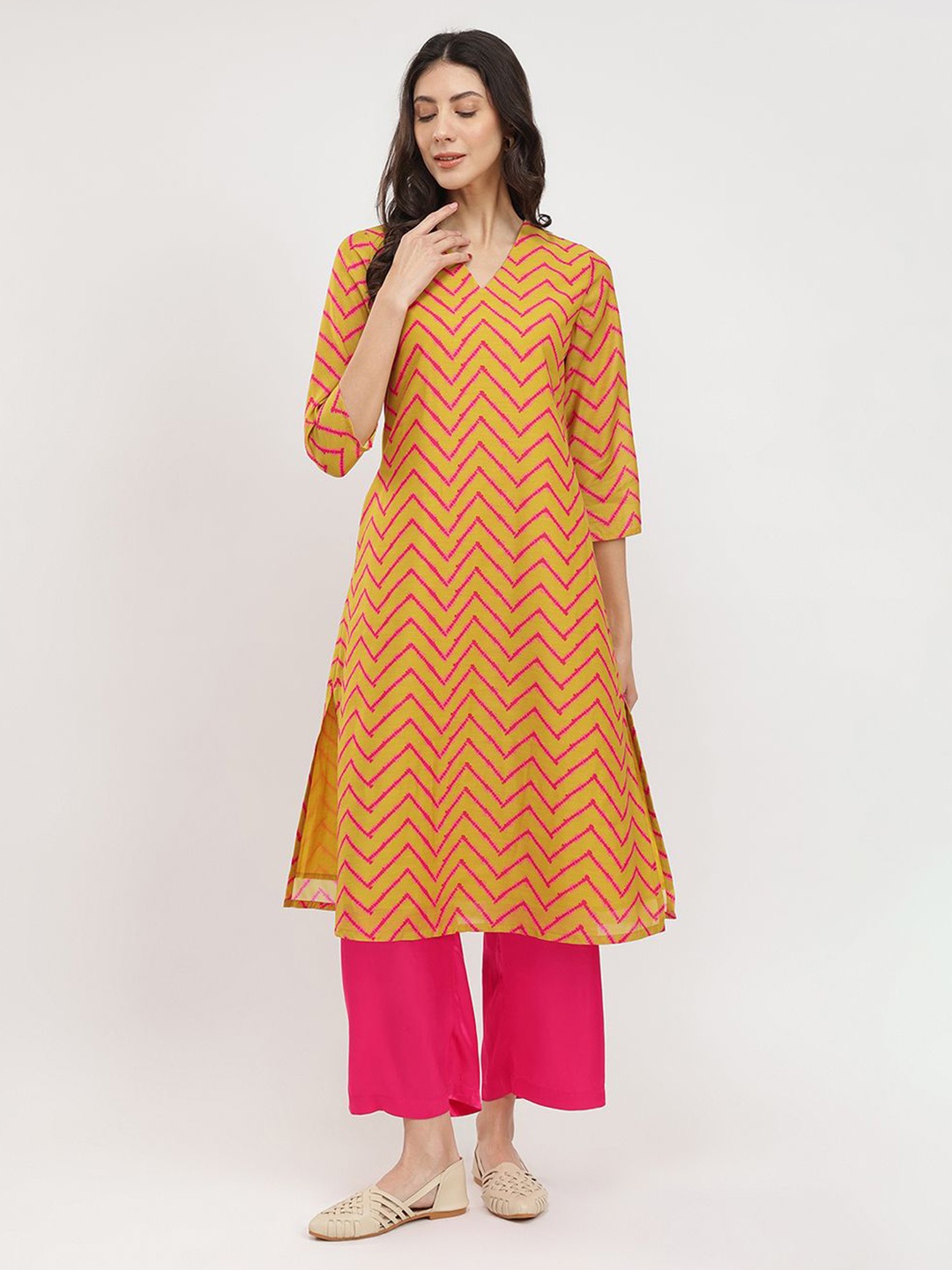 

Pink Fort Women Chevron Printed Regular Kurta with Palazzo, Yellow