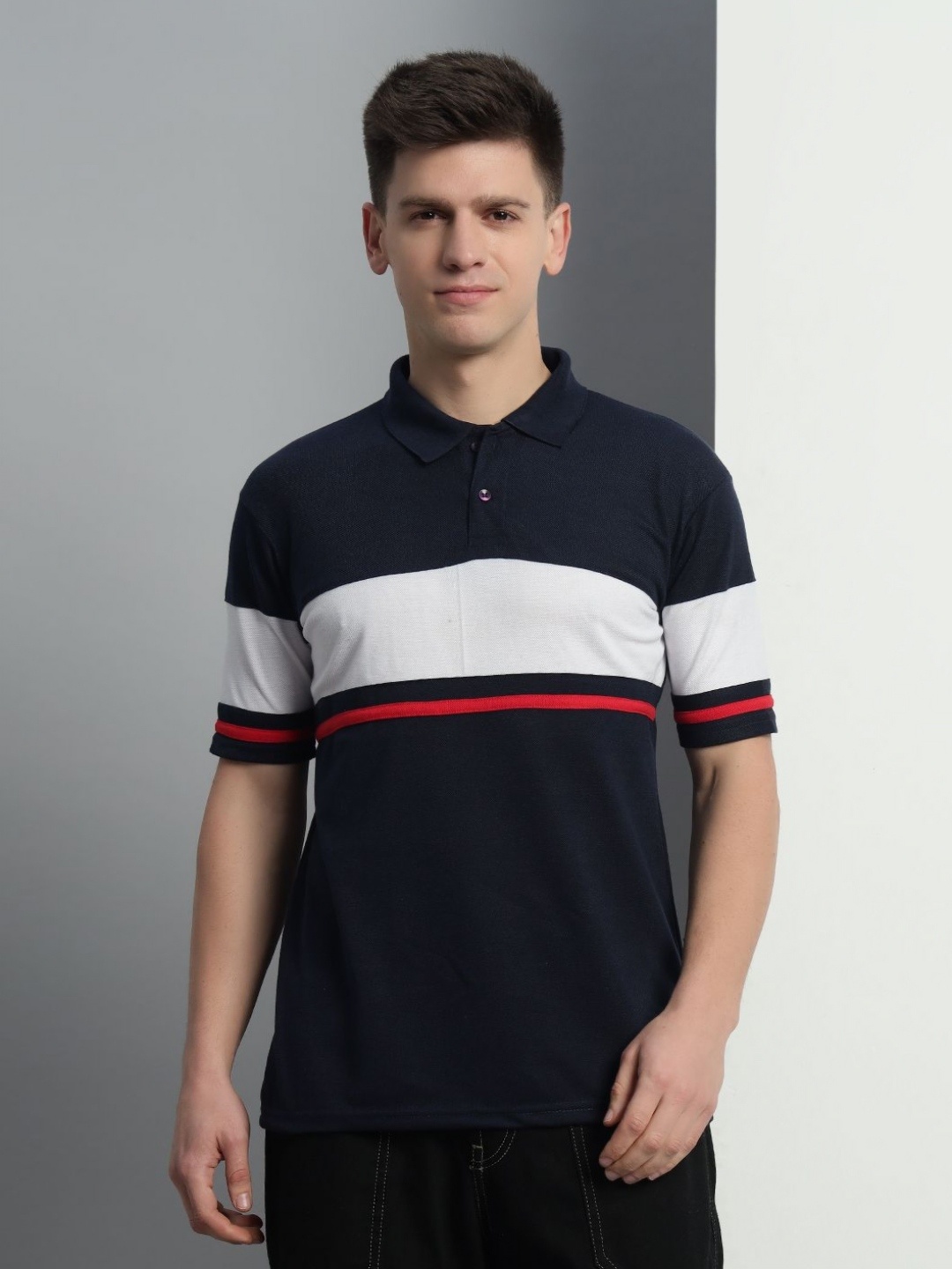 

Metronaut Men Colourblocked Polo Collar T-shirt, Navy blue