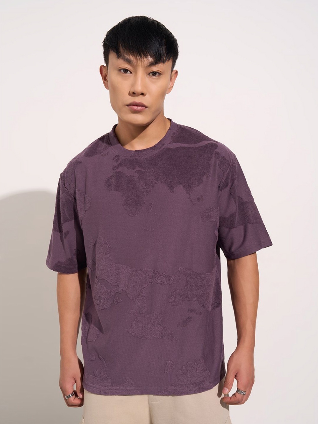 

Street 808 by Pantaloons Men Pockets Boxy T-shirt, Lavender