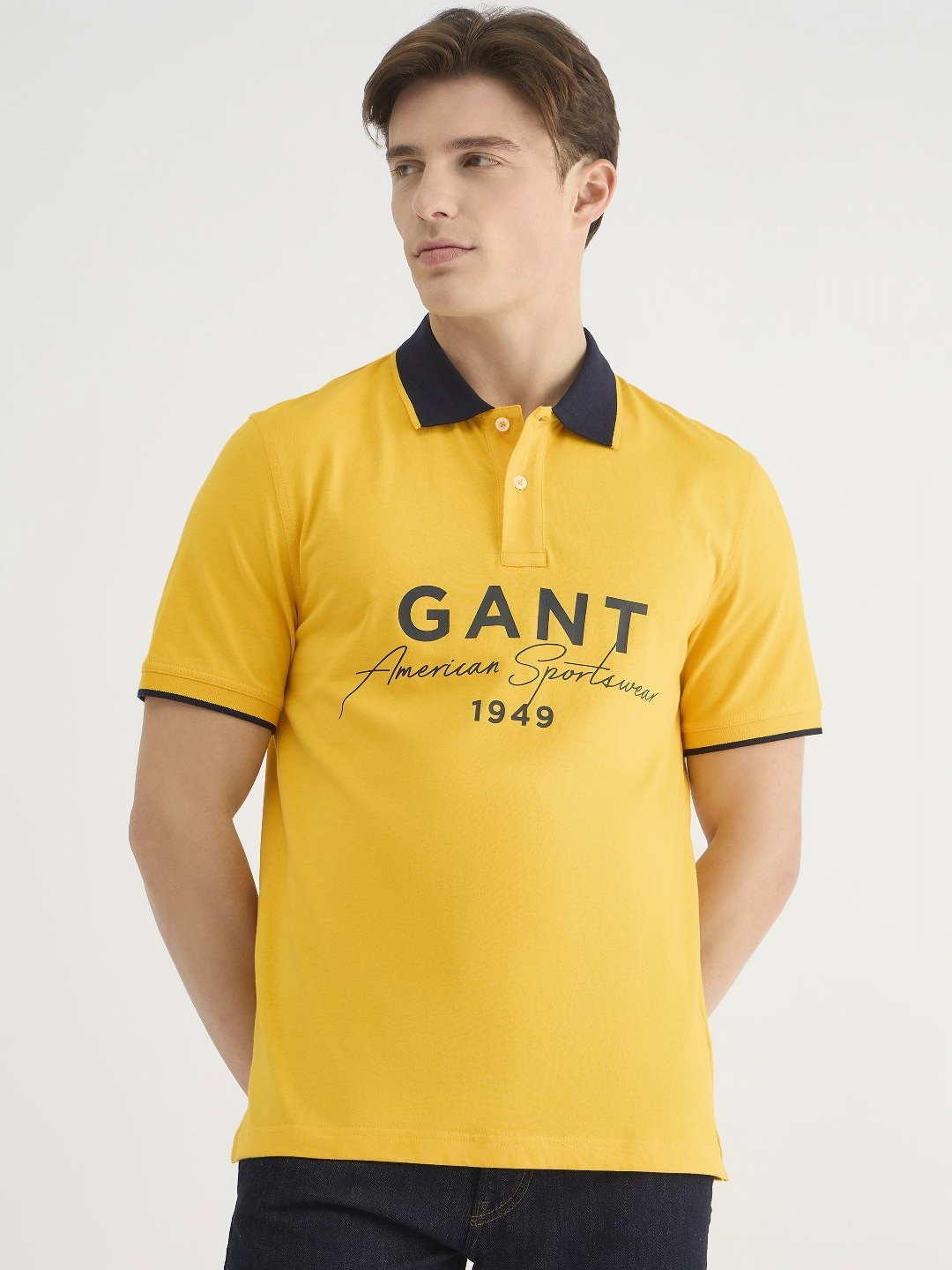 

GANT Men Typography Printed Polo Collar Pure Cotton Applique T-shirt, Yellow