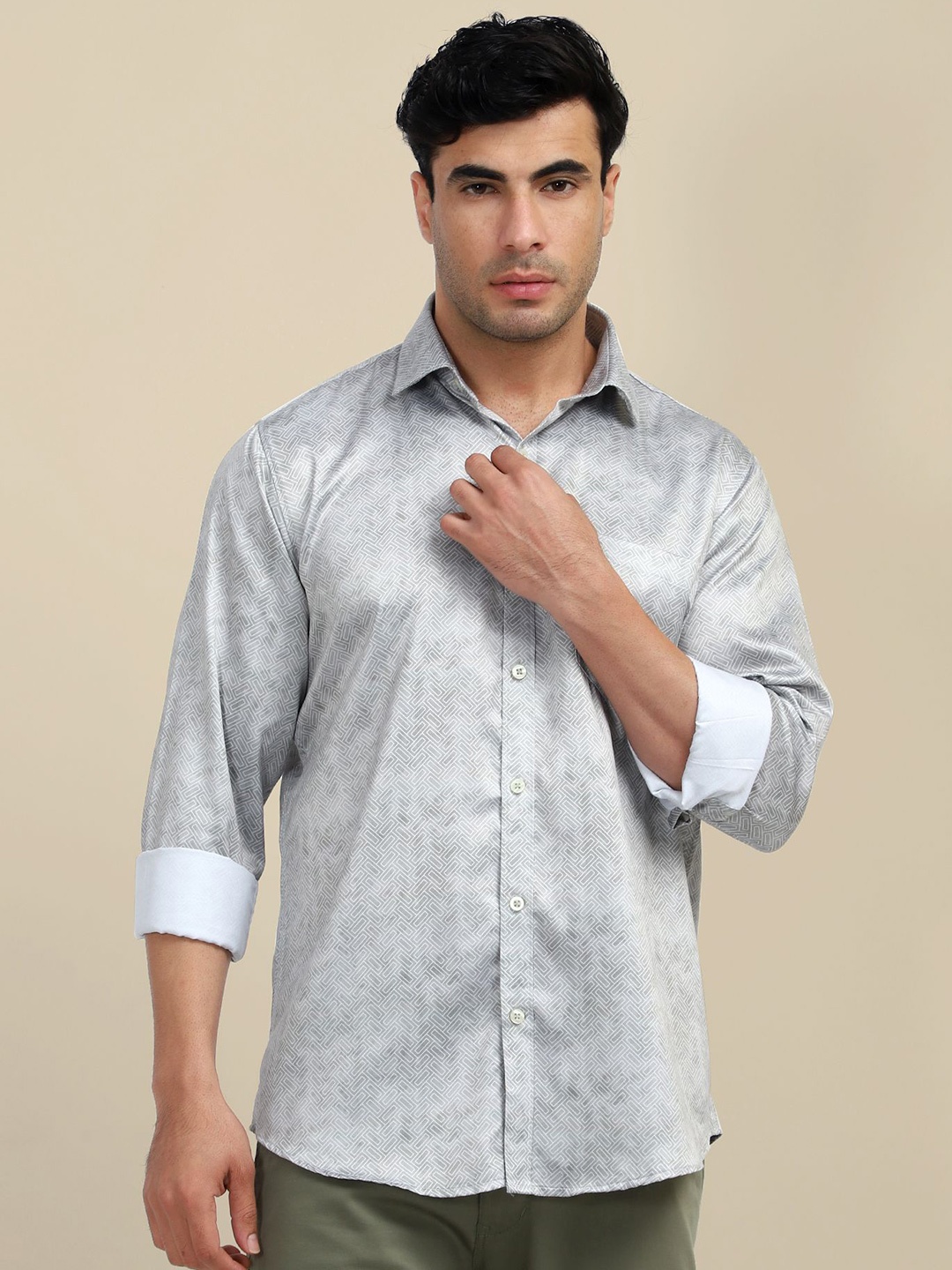 

AMSWAN Men Spread Collar Abstract Printed Satin Casual Shirt, Grey