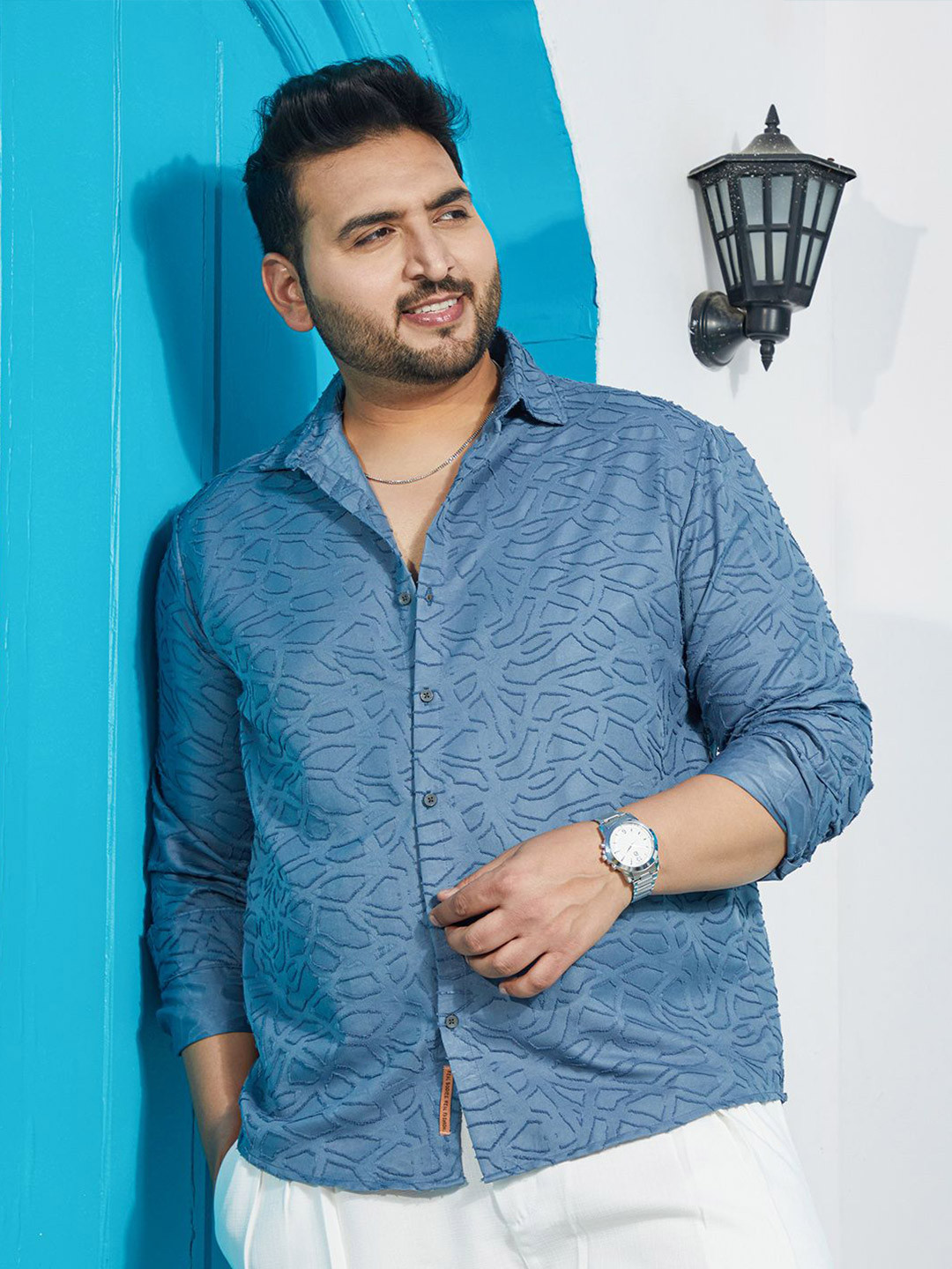 

Instafab Plus Men Comfort Fit Spread Collar Textured Casual Shirt, Blue