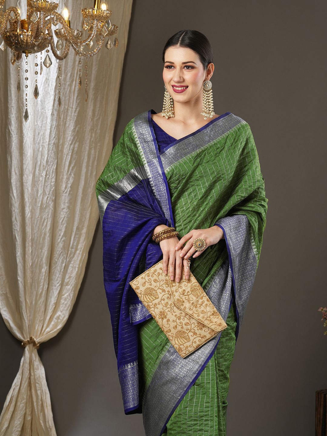 

Mitera Checked Zari Silk Cotton Saree, Green