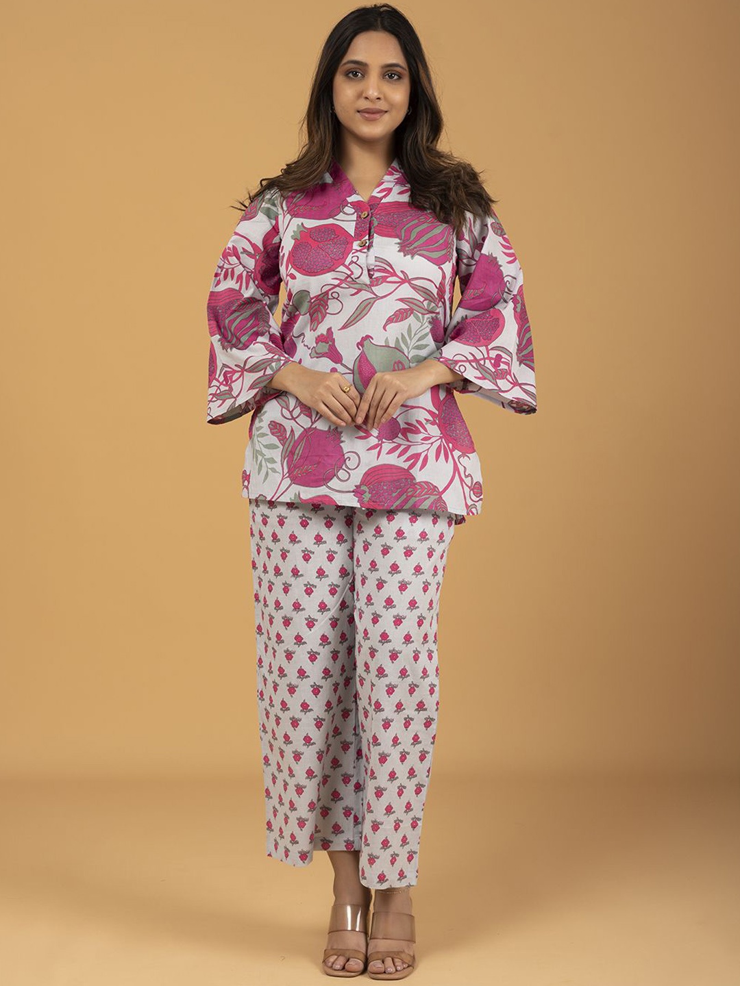 

SPARSA Floral Printed V Neck Flared Sleeves Pure Cotton Top With Trousers, Pink
