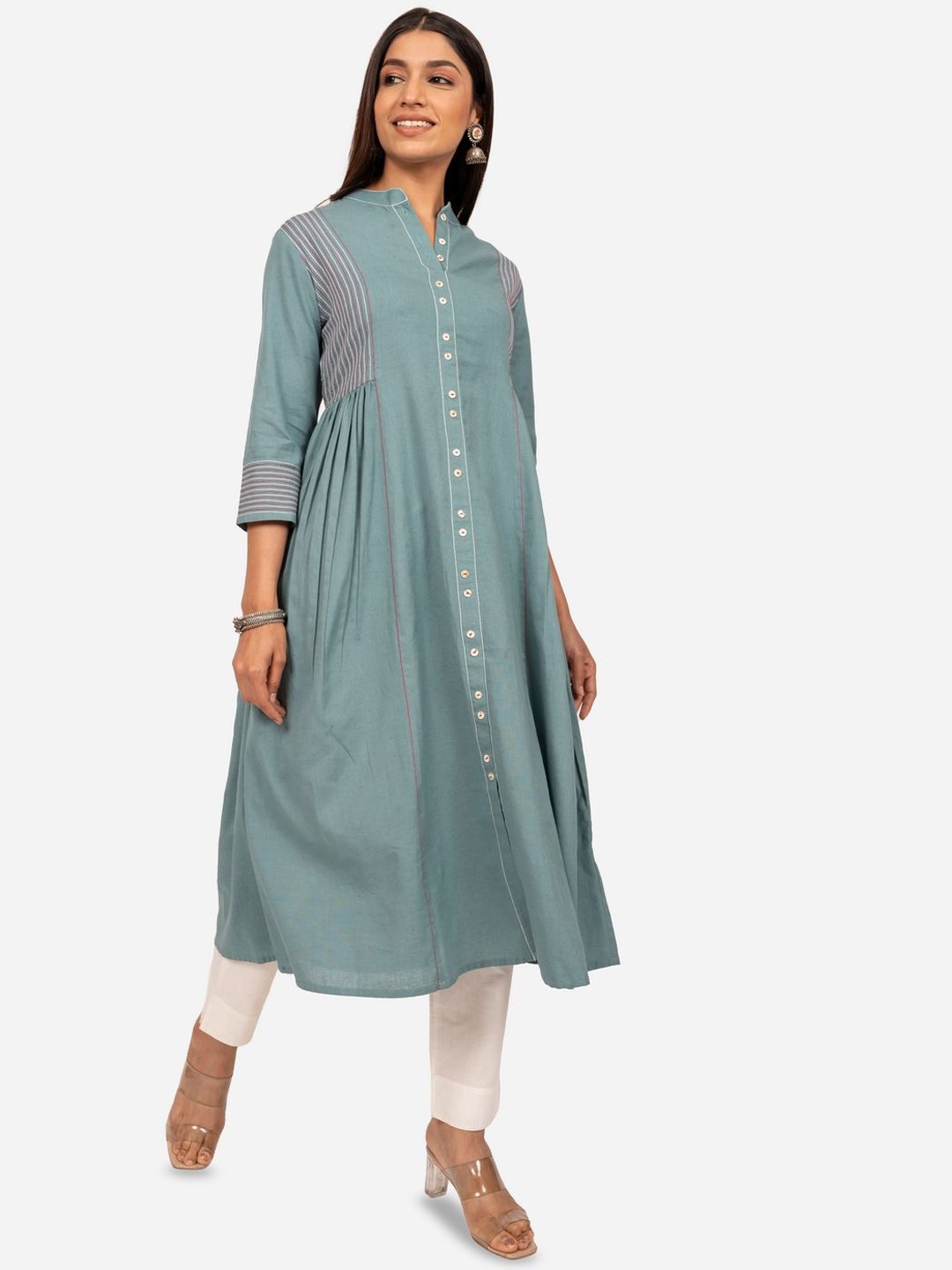 

INDIE JHOLA Mandarin Collar Pleated Thread Work Cotton Flax A-Line Kurta, Green