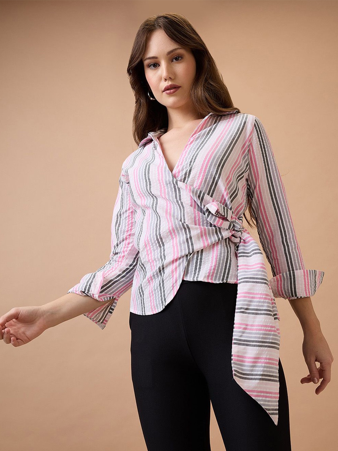 

Globus Vertical Stripes Cuffed Sleeves Shirt Collar Wrap Waist Tie-Up Workwear Top, Pink