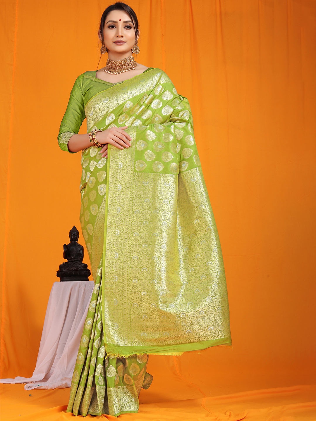 

Kandora Woven Design Zari Pure Silk Paithani Saree, Green
