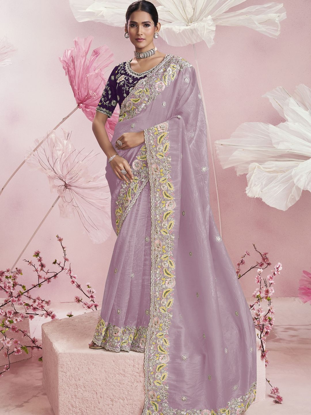 

Suha Floral Sequinned Pure Silk Saree, Lavender