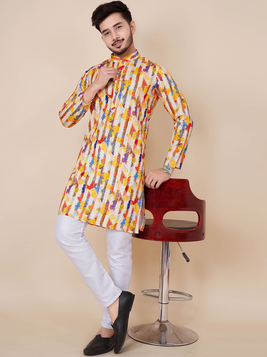 

ALMORA Ethnic Motifs Printed Band Collar Straight Pure Cotton Kurta with Pyjamas, Cream