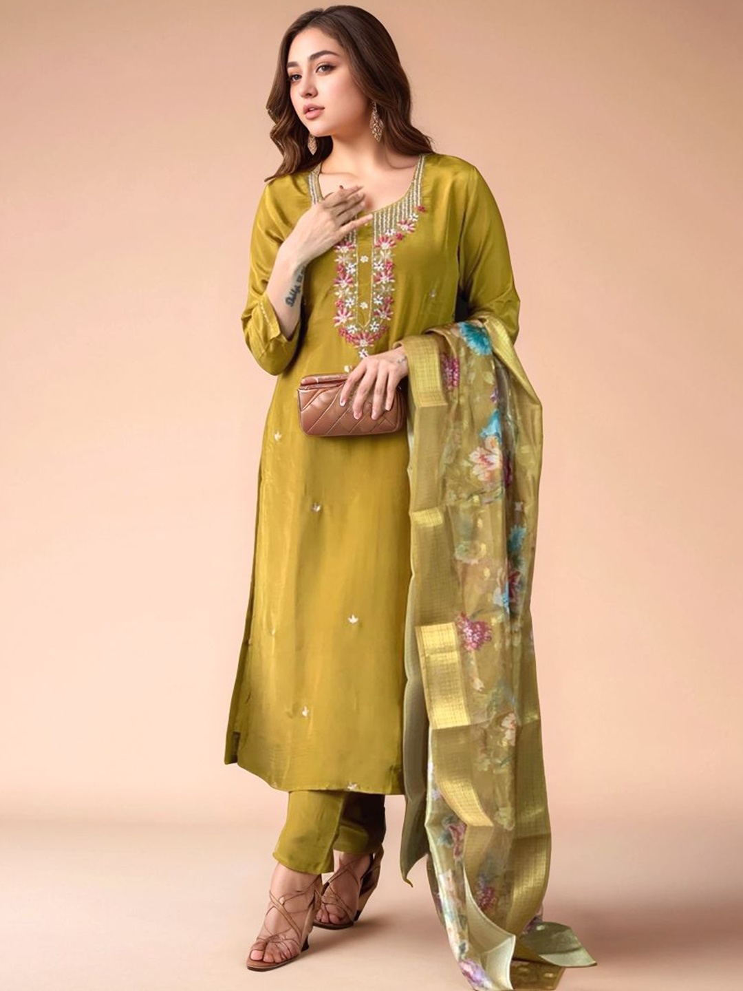 

Siya Fashion Floral Embroidered Straight Thread Work Kurta With Trousers And Dupatta, Green