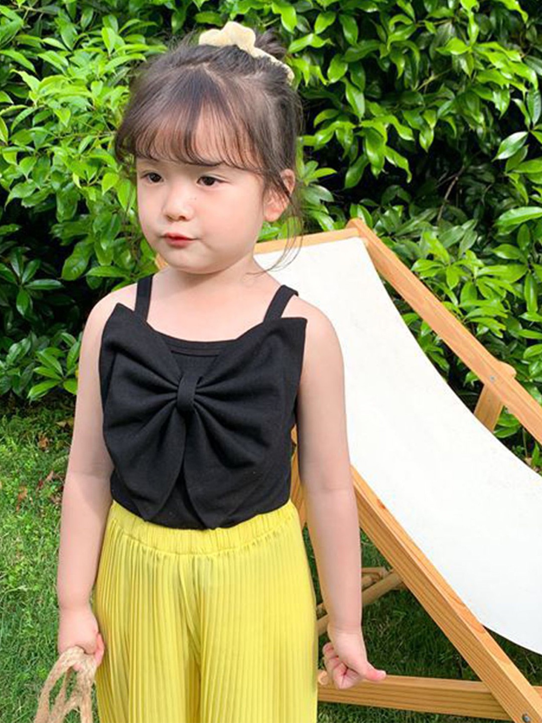 

LULU & SKY Top, Black