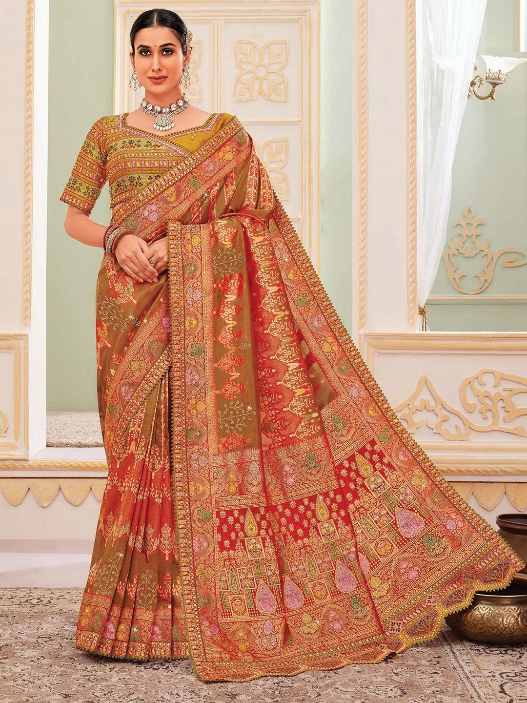 

MAHALASA Ethnic Motifs Zari Art Silk Handloom Banarasi Saree, Red