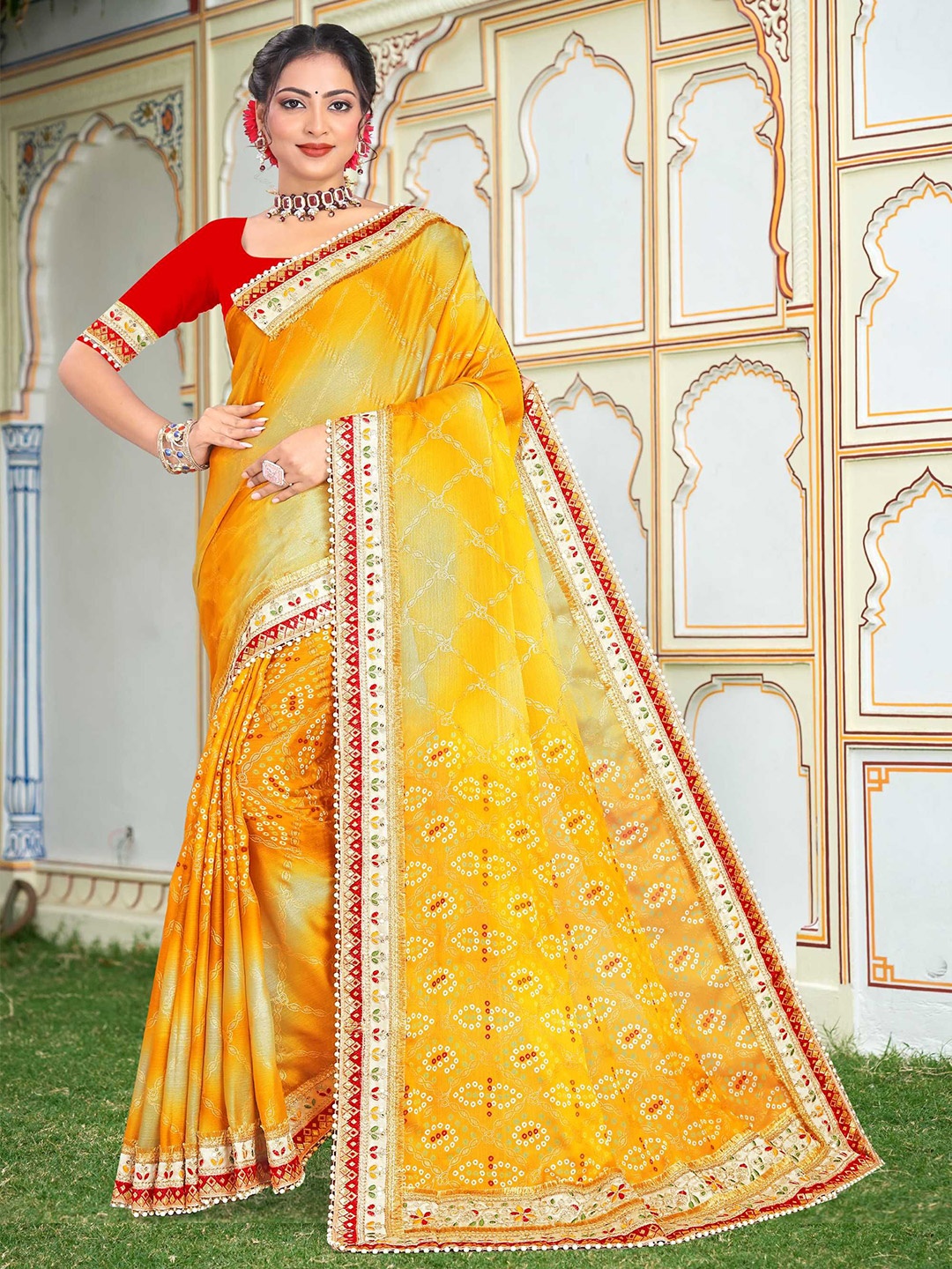

DIVASTRI Bandhani Sequinned Poly Chiffon Bandhani Saree, Yellow