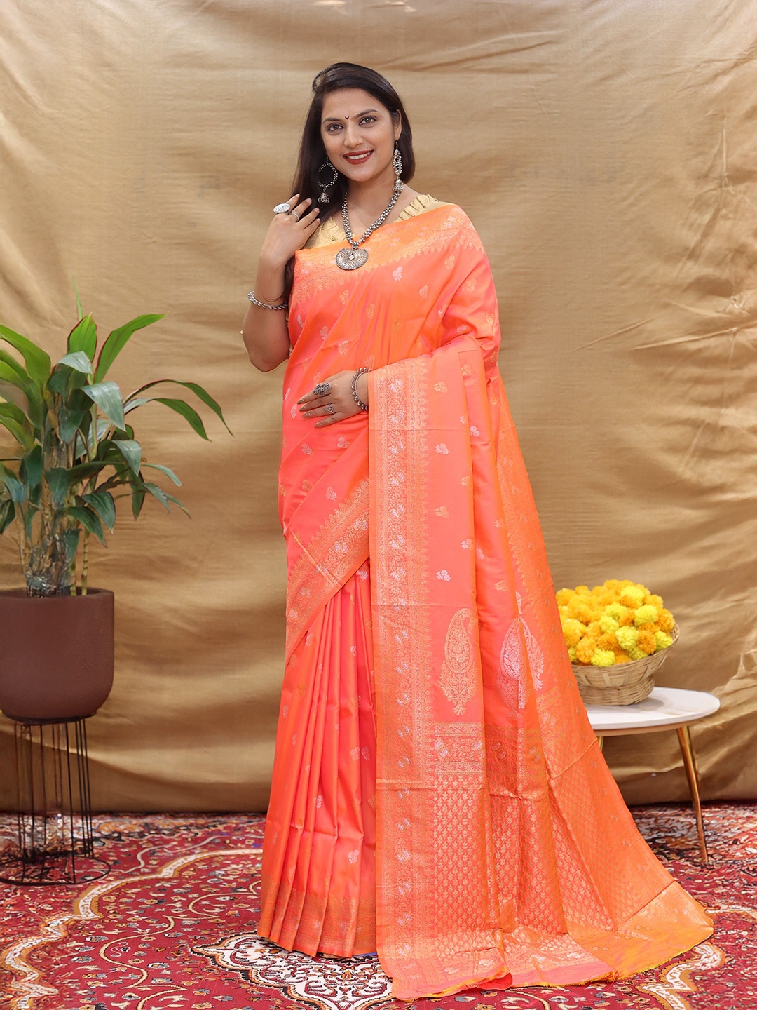 

Kandora Woven Design Zari Pure Silk Banarasi Saree, Orange