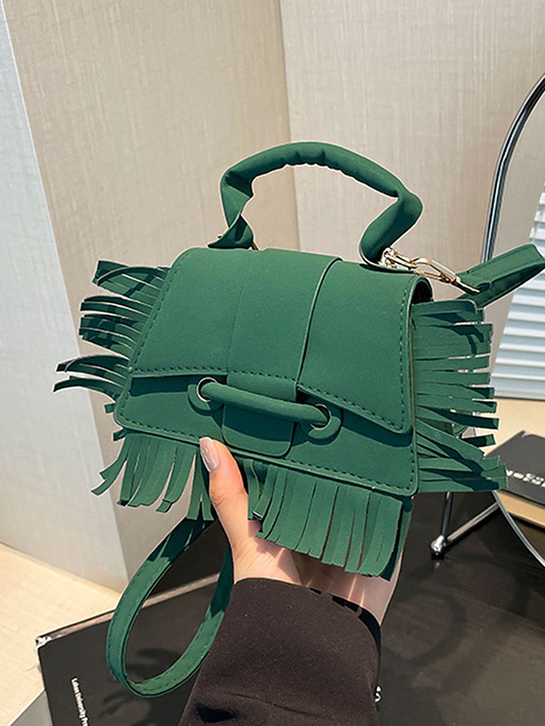 

LULU & SKY Printed PU Bucket Handheld Bag with Fringed, Green