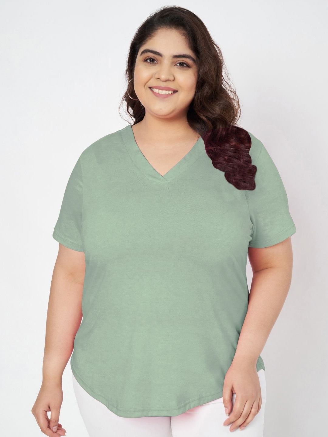 

BRINNS Women Solid V-Neck Cotton T-shirt, Sea green