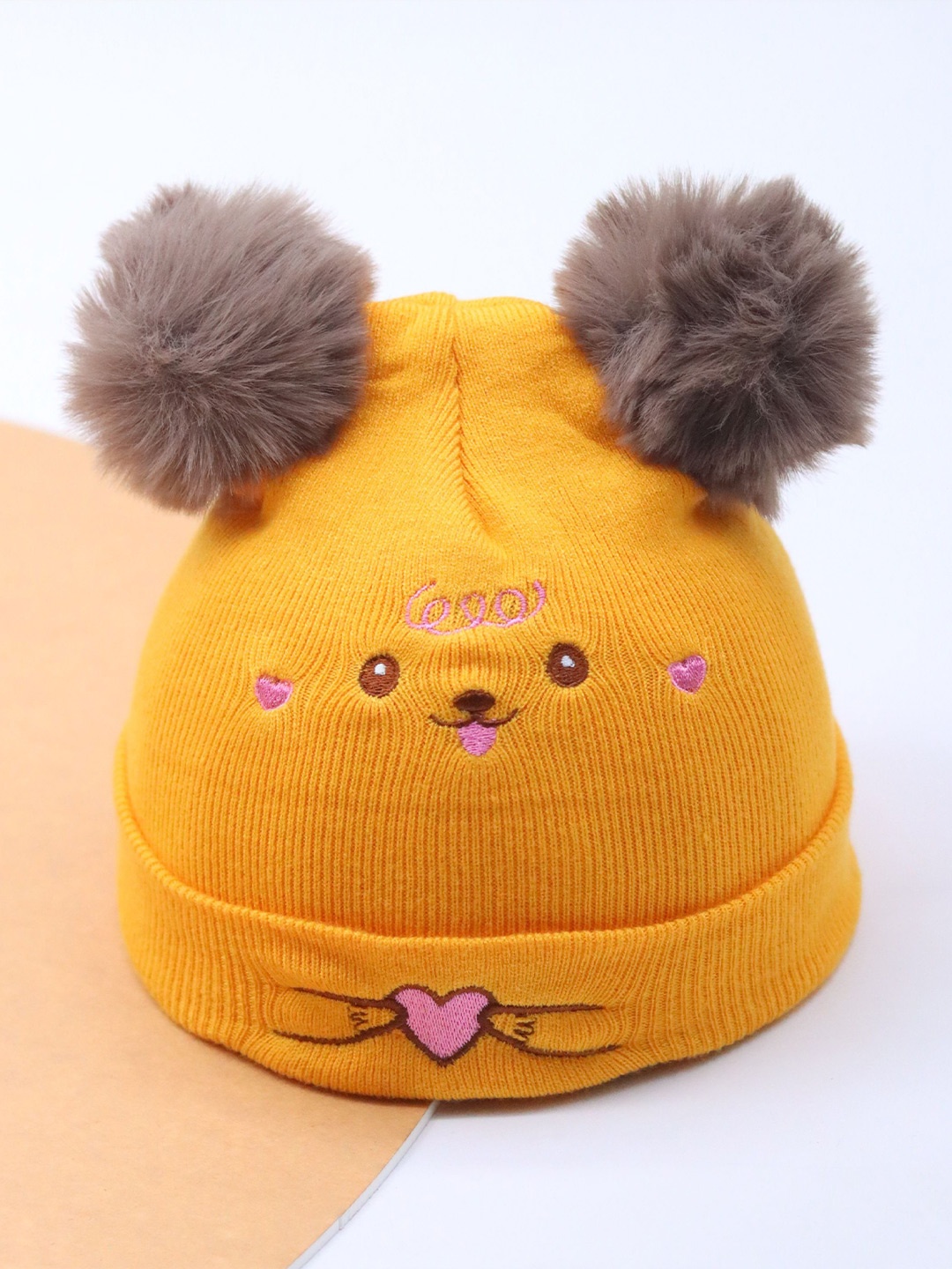 

HIGHEVER Unisex Kids Embroidered Woollen Beanie, Yellow