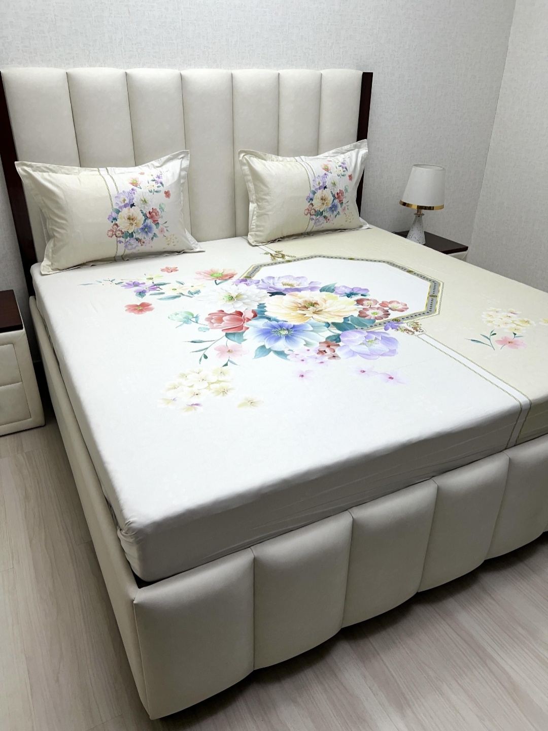 

Pure Decor Majestic Beige Floral Printed 240TC Pure Cotton King Bedsheet Set 2.74m X 2.74m