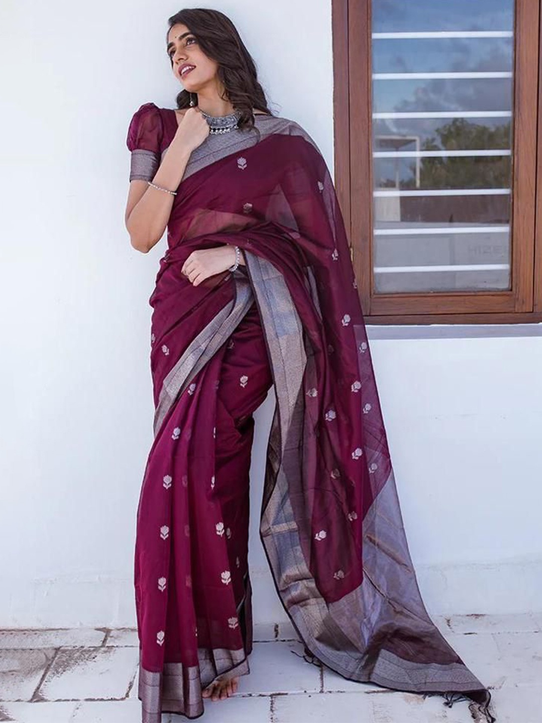 

Aika Woven Design Zari Pure Silk Banarasi Saree, Purple