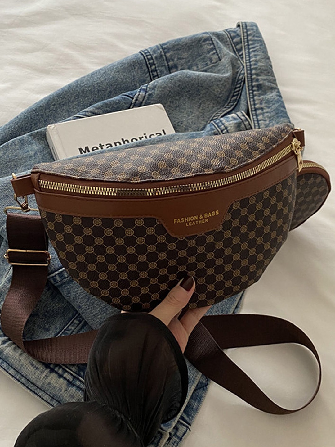 

LULU & SKY PU Structured Handheld Bag with Quilted, Coffee brown