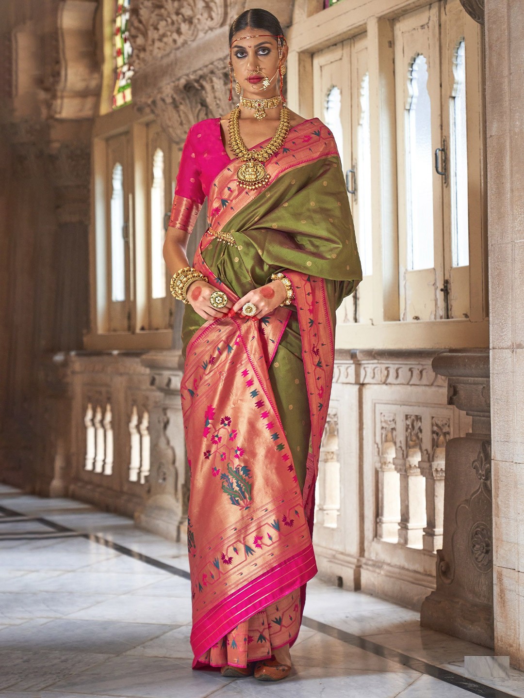 

MAHALASA Ethnic Motifs Pure Silk Paithani Saree, Green