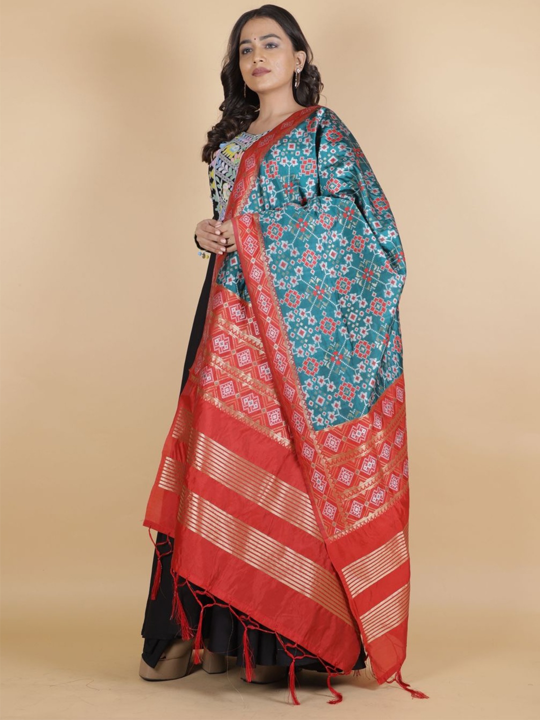 

Suha Geometric Woven Design Dupatta With Zari, Blue