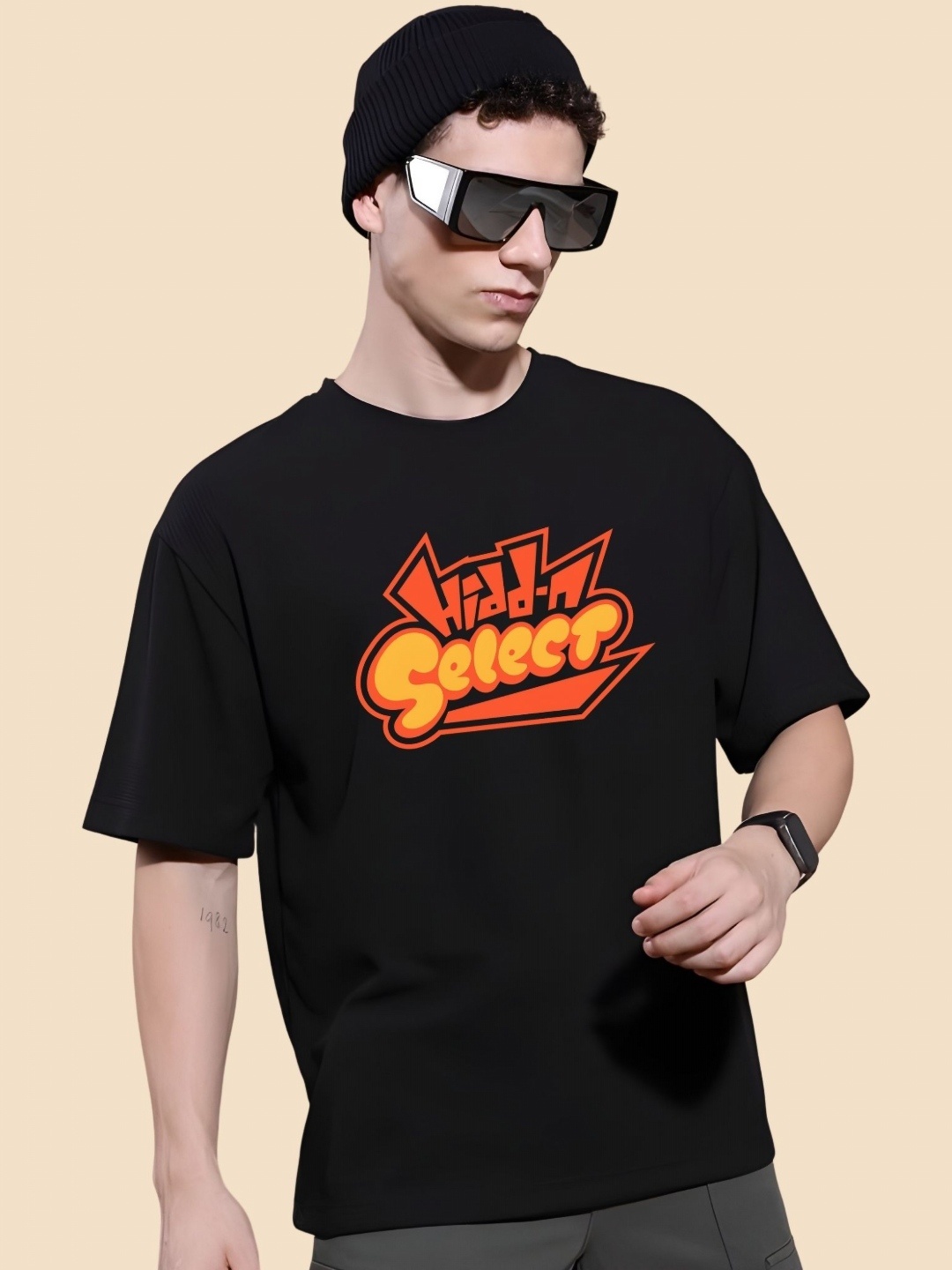 

SZN Men Typography Printed Round Neck Cotton Oversized T-shirt, Black