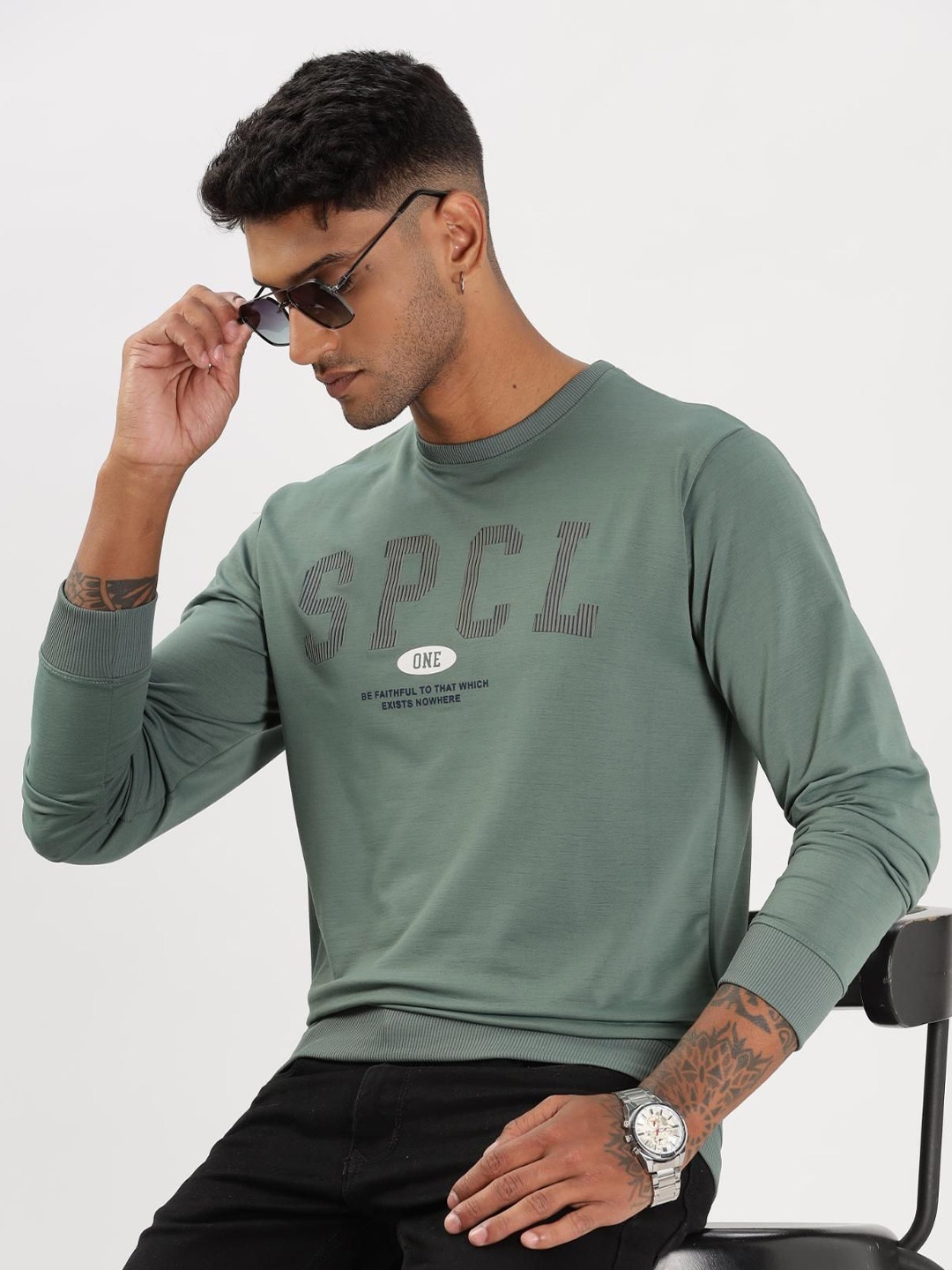 

COLOR HUNT Men Sweatshirt, Green