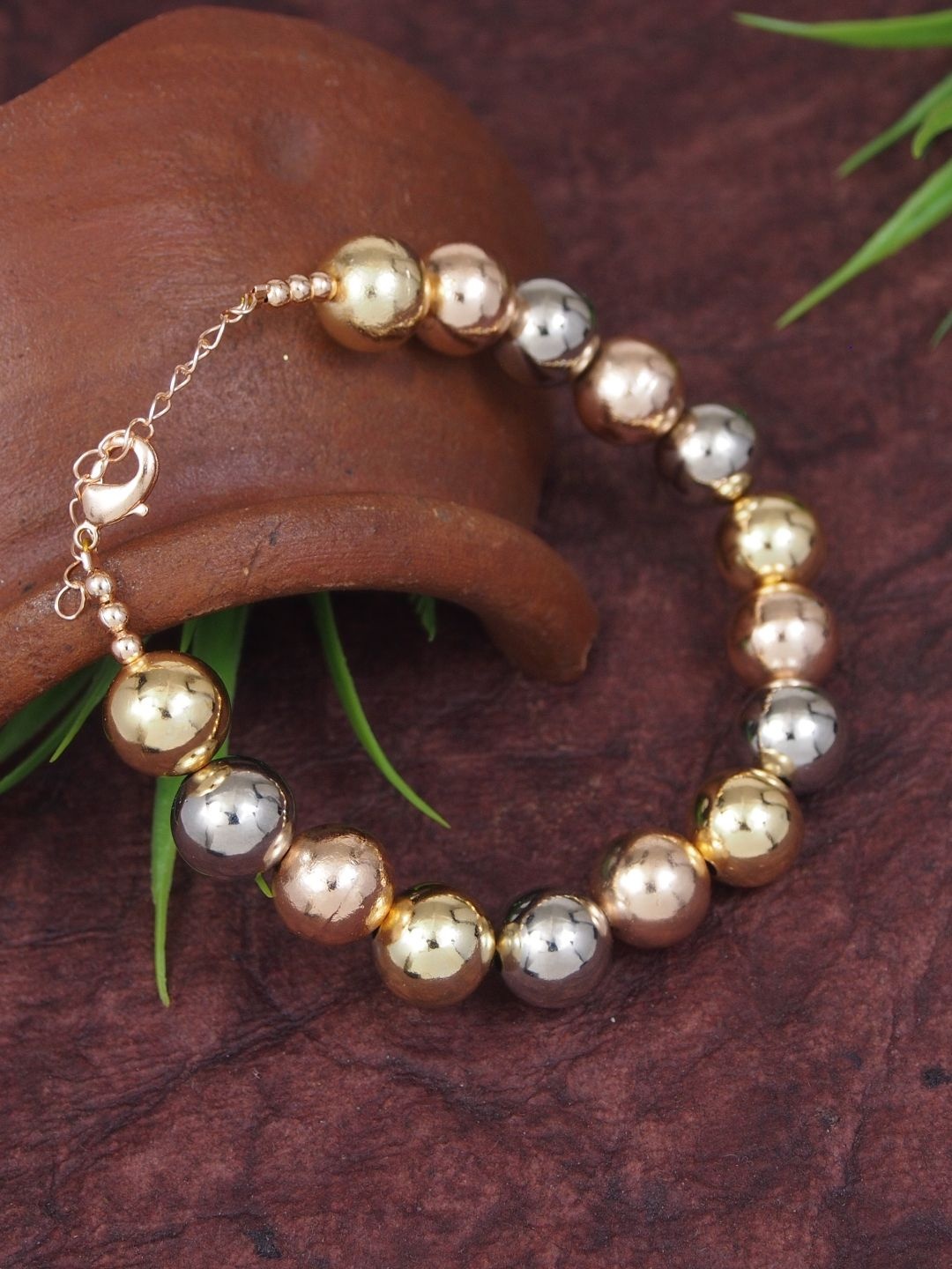 

V FASHION JEWELLERY Gold-Plated Stainless Steel Artificial Beads Beaded Link Bracelet